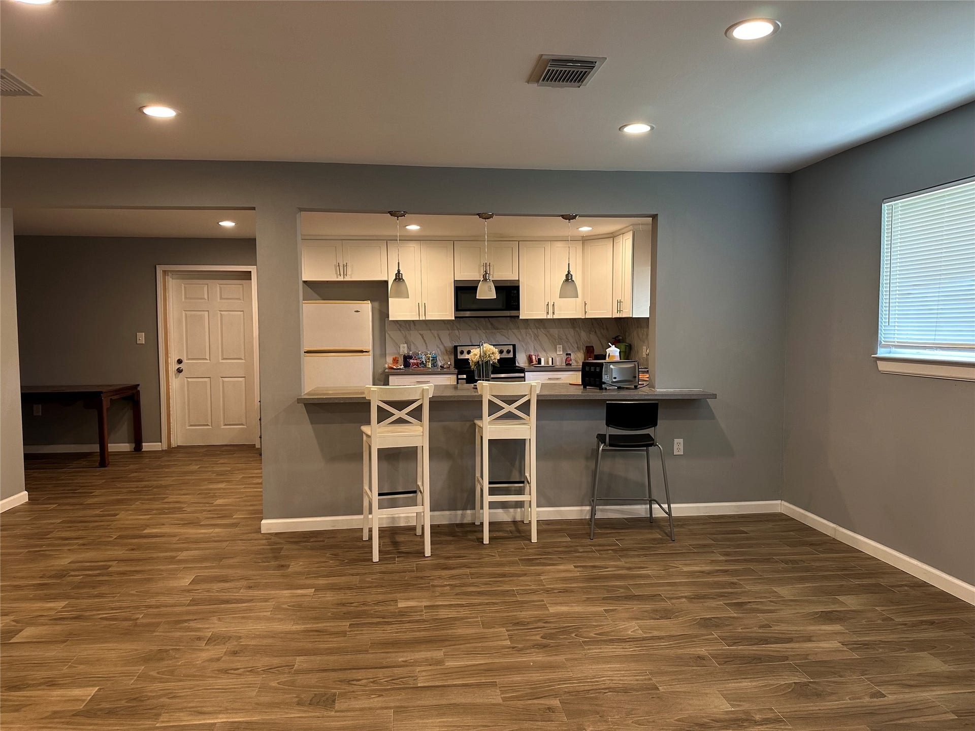 120 Shanklin Road, Angleton, TX 77515 120 Shanklin Road, Angleton, TX 77515