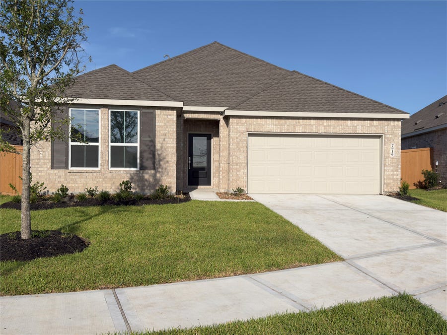Property photo for 7919 Evening Emerald Drive, Rosharon, TX