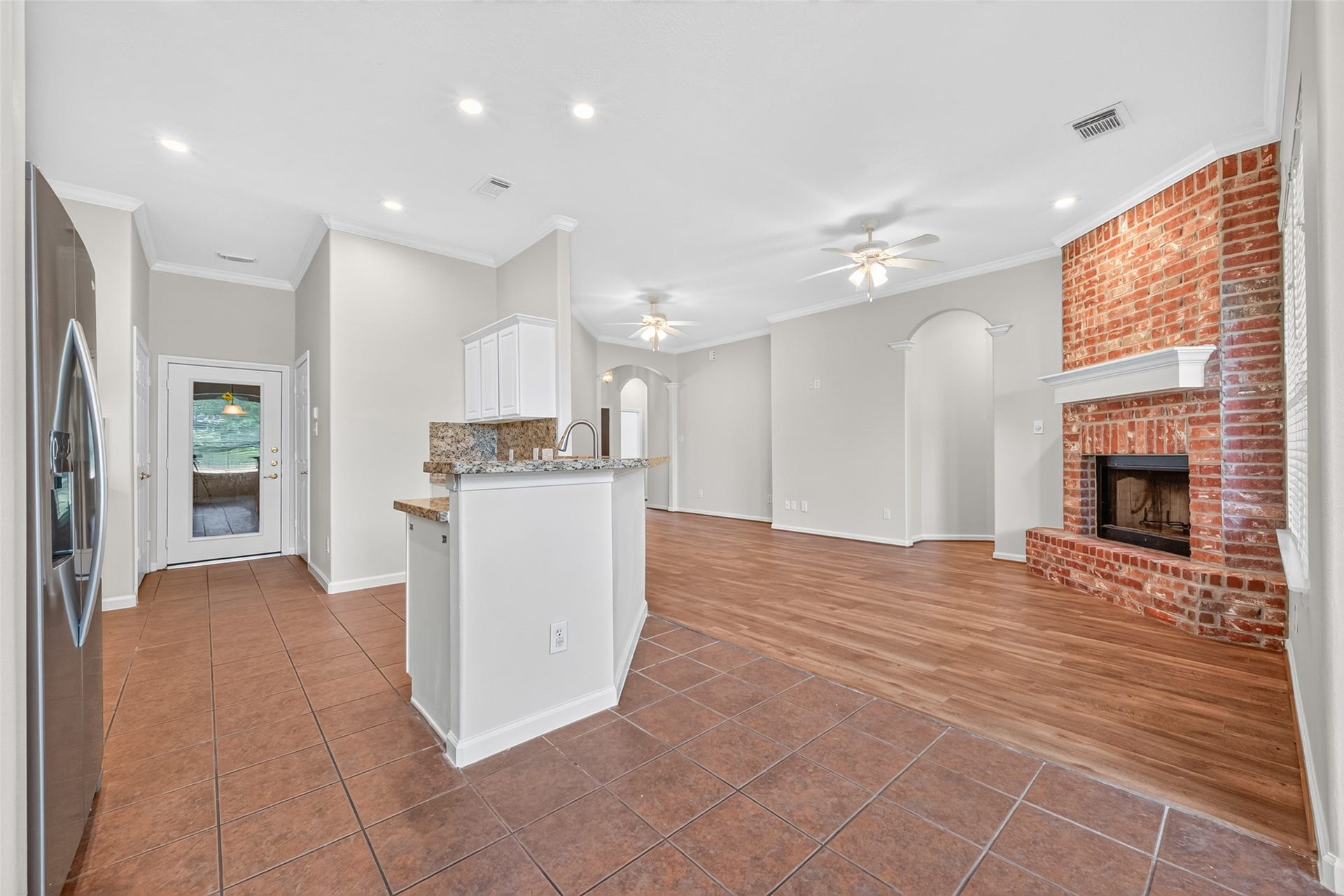 47 Presidio Road, Montgomery, TX 77356 47 Presidio Road, Montgomery, TX 77356