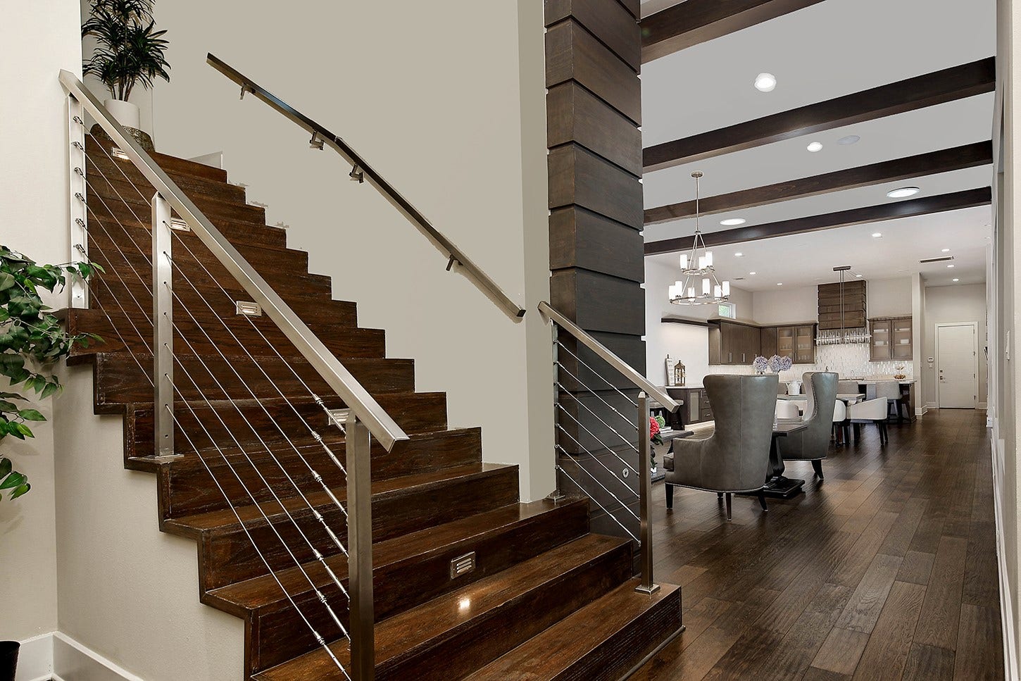 10 KINGSCOTE WAY, The Woodlands, TX 77382 10 KINGSCOTE WAY, The Woodlands, TX 77382