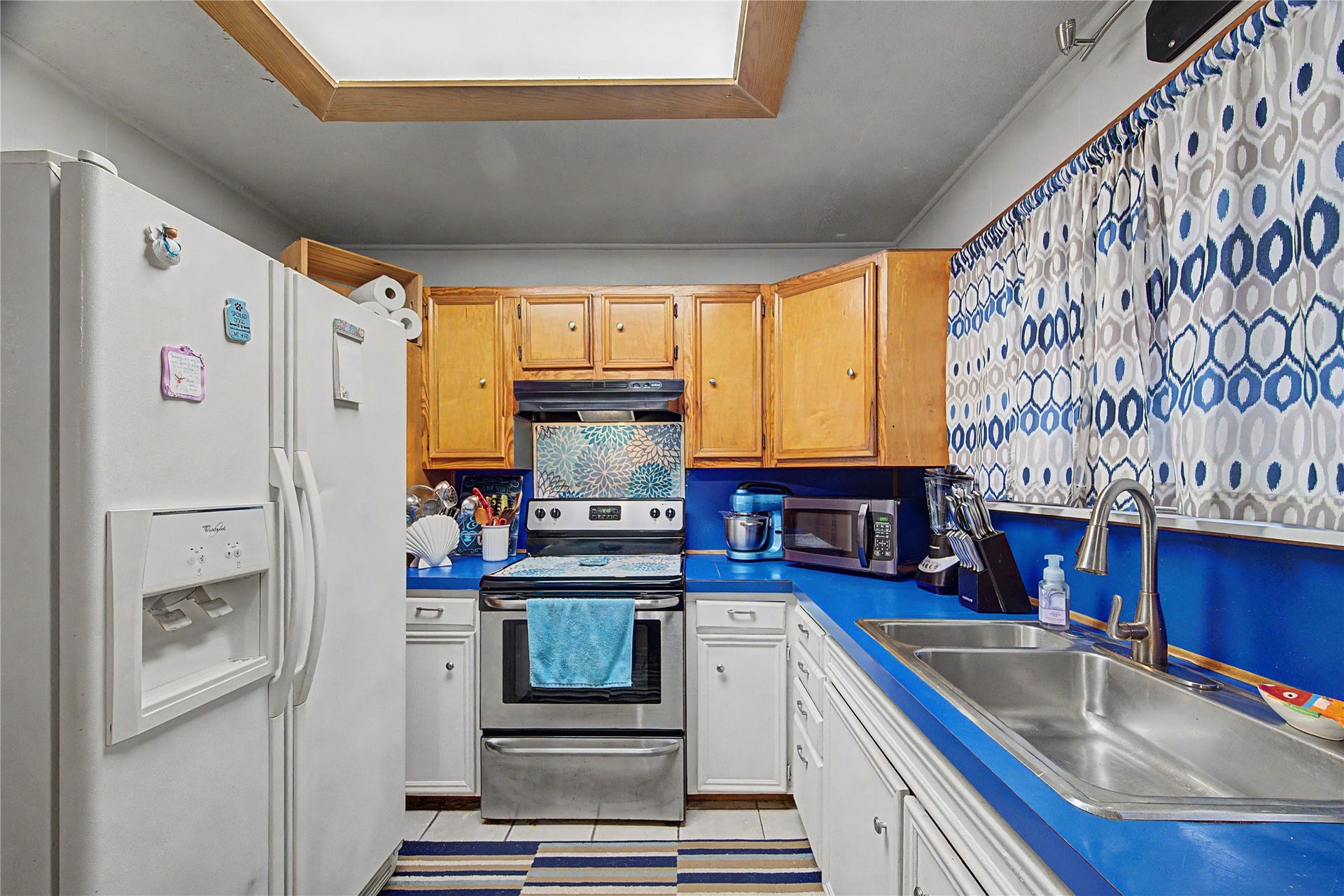 1019 Sunset Drive, San Leon, TX 77539 view of kitchen