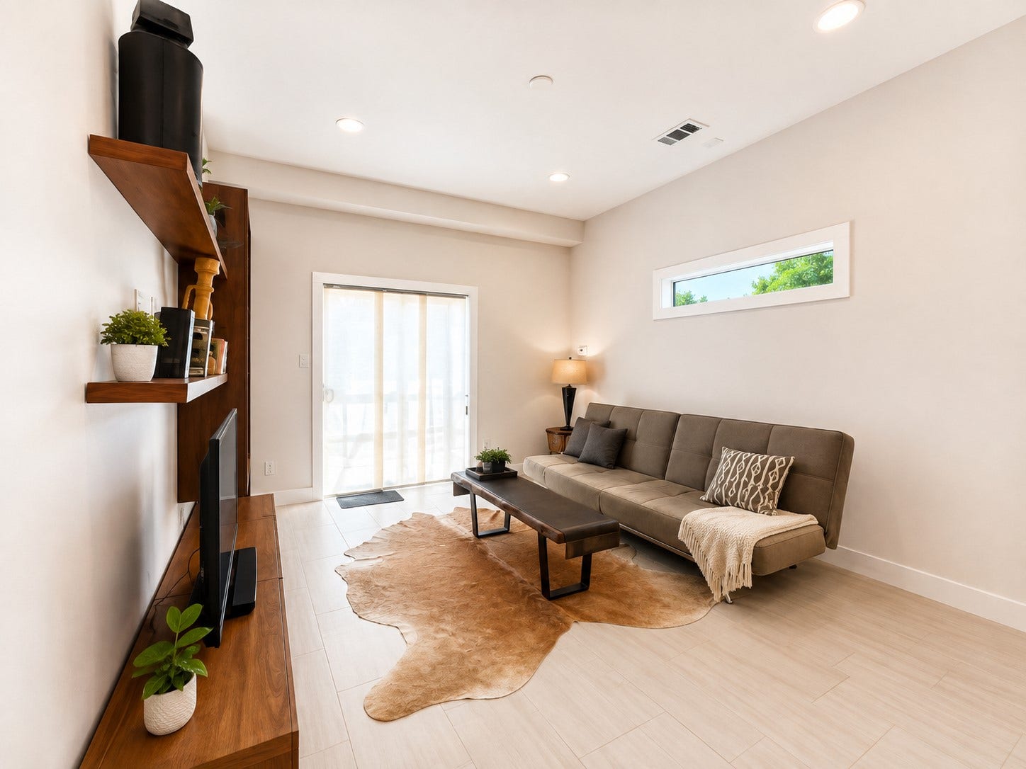 9-1st floor bedroom-living space