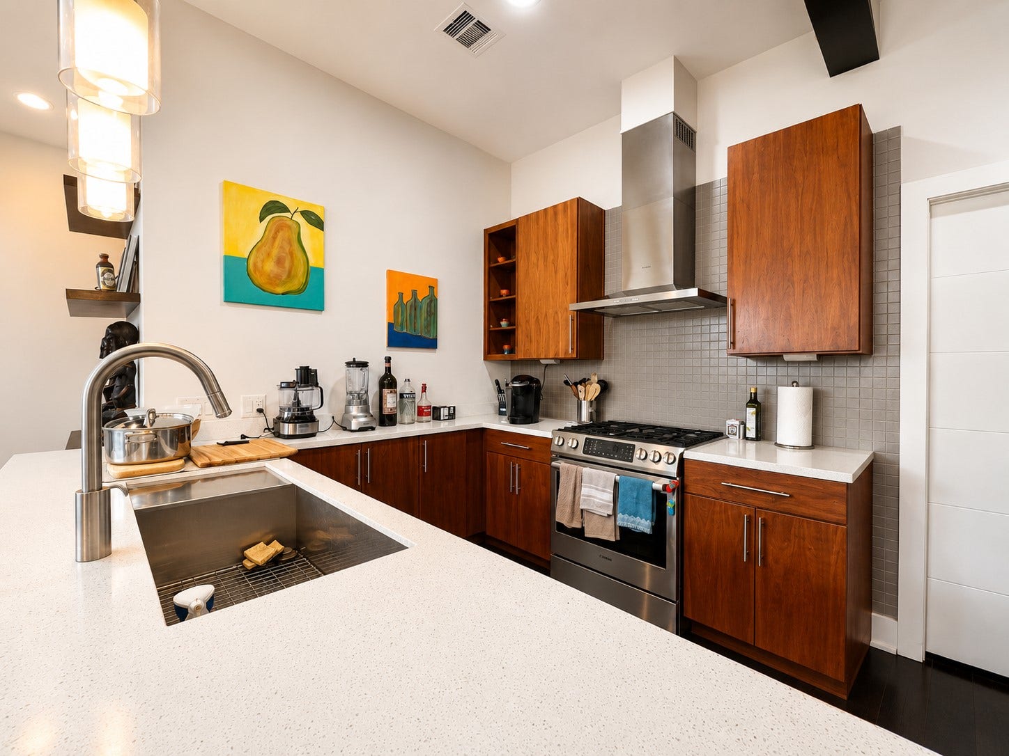 17-kitchen 2nd floor