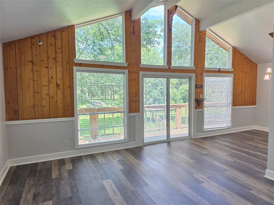 Property photo for 710 E Pony Lane, Simonton, TX