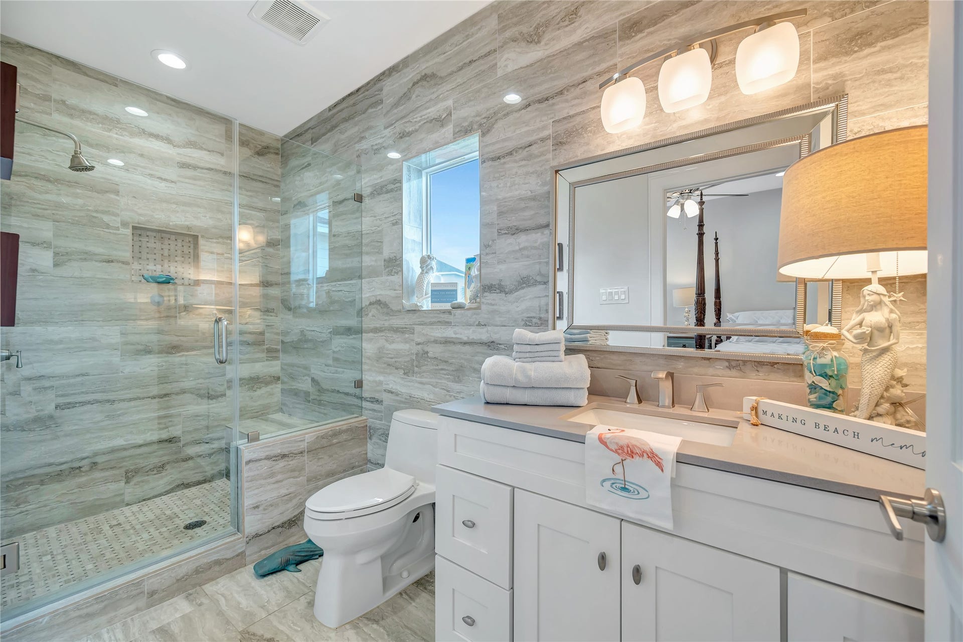 1303 Outrigger, Tiki Island, TX 77554 Bathroom 2