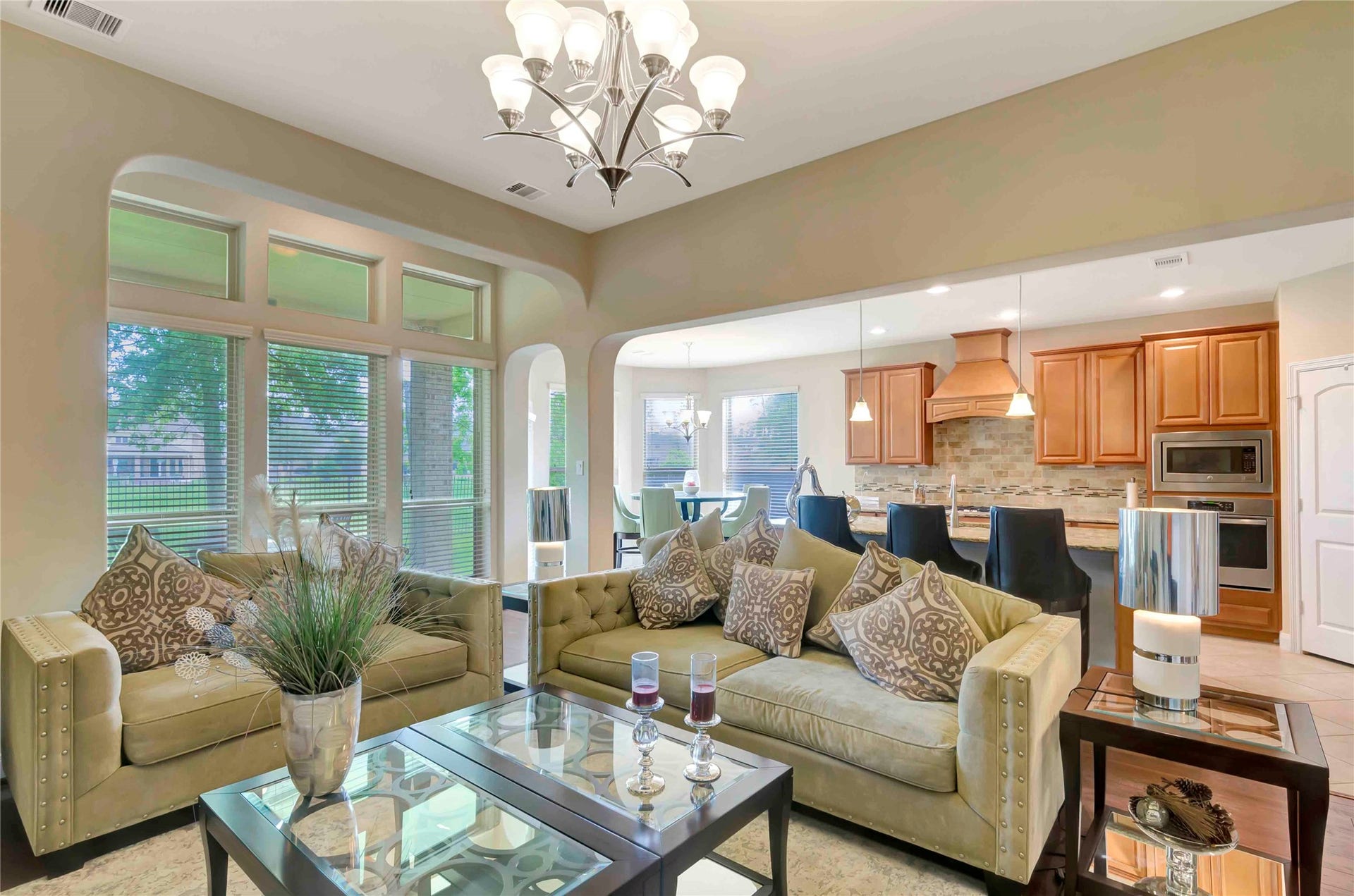 39 WADING POND, The Woodlands, TX 77375 39 WADING POND, The Woodlands, TX 77375