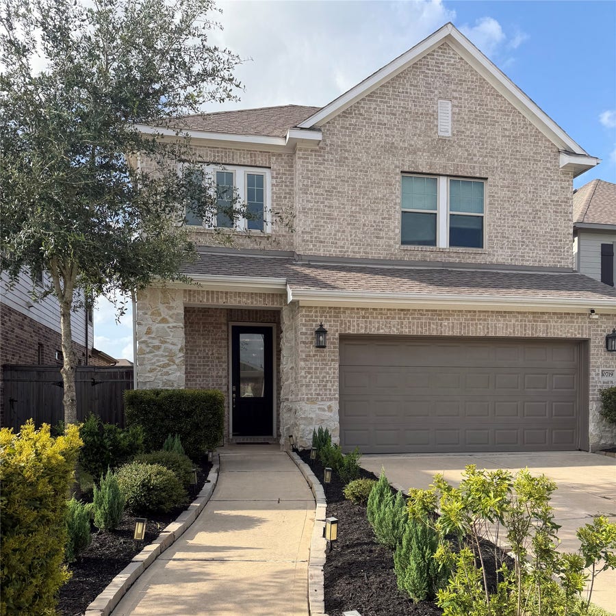 Property photo for 10719 Pleasant View Drive, Missouri City, TX