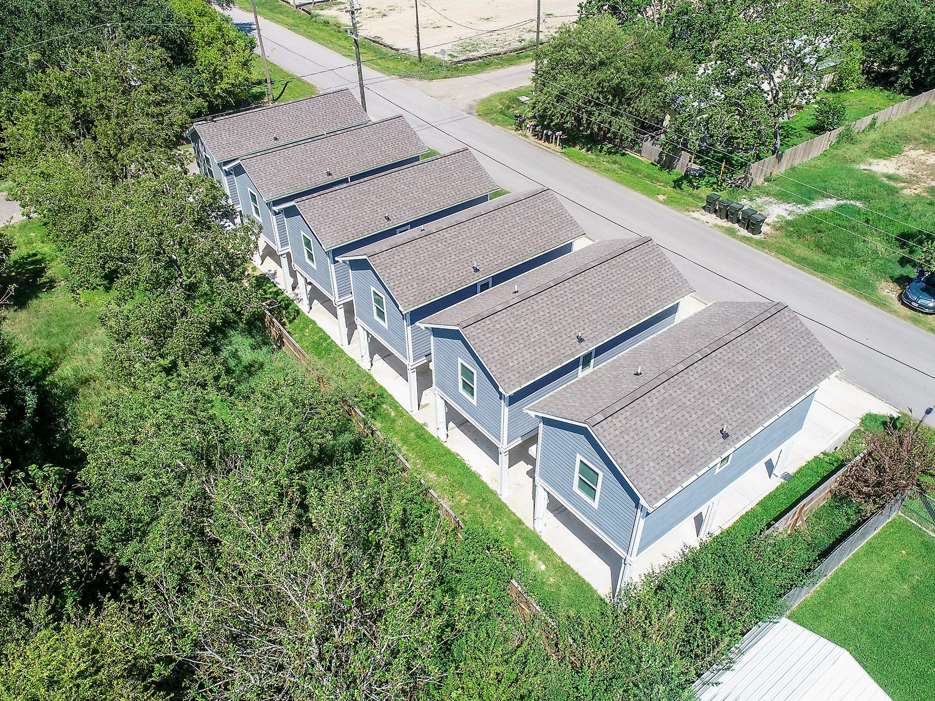 203 6th St, #D, San Leon, TX 77539 Aerial view from the back.