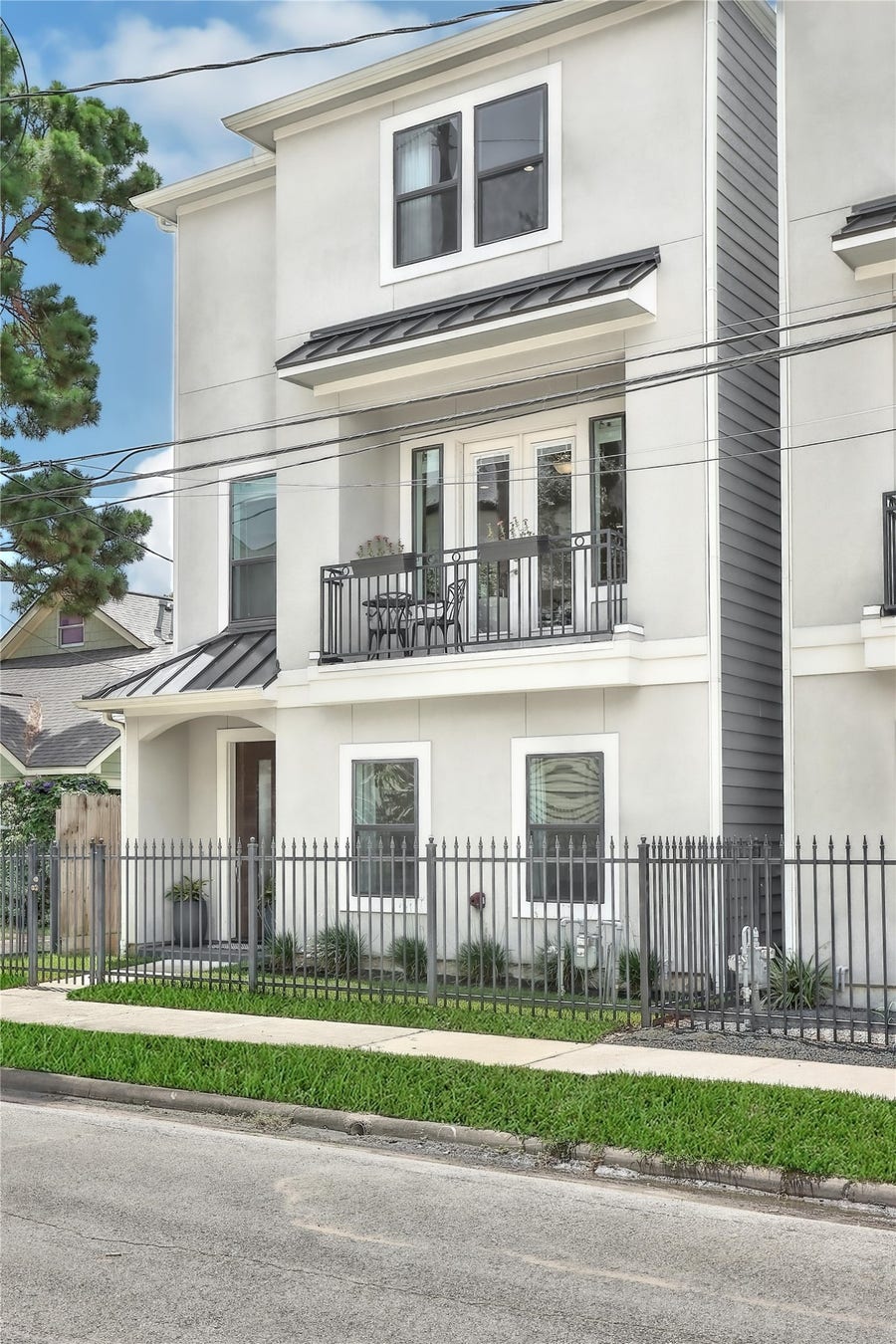 Property photo for 3838 Brinkman Street, Houston, TX