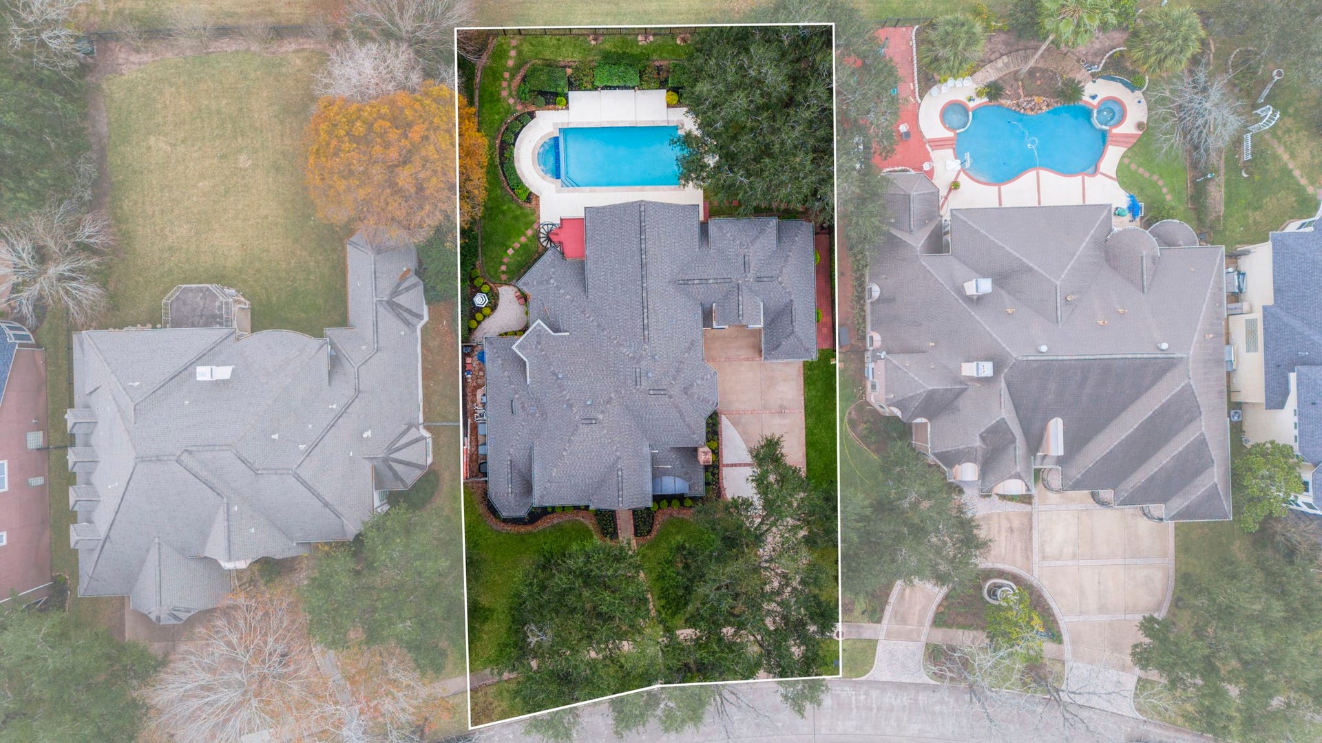 7322 Greatwood Lake Drive, Sugar Land, TX 77479 Lush, mature landscaping adds a touch of elegance and privacy
