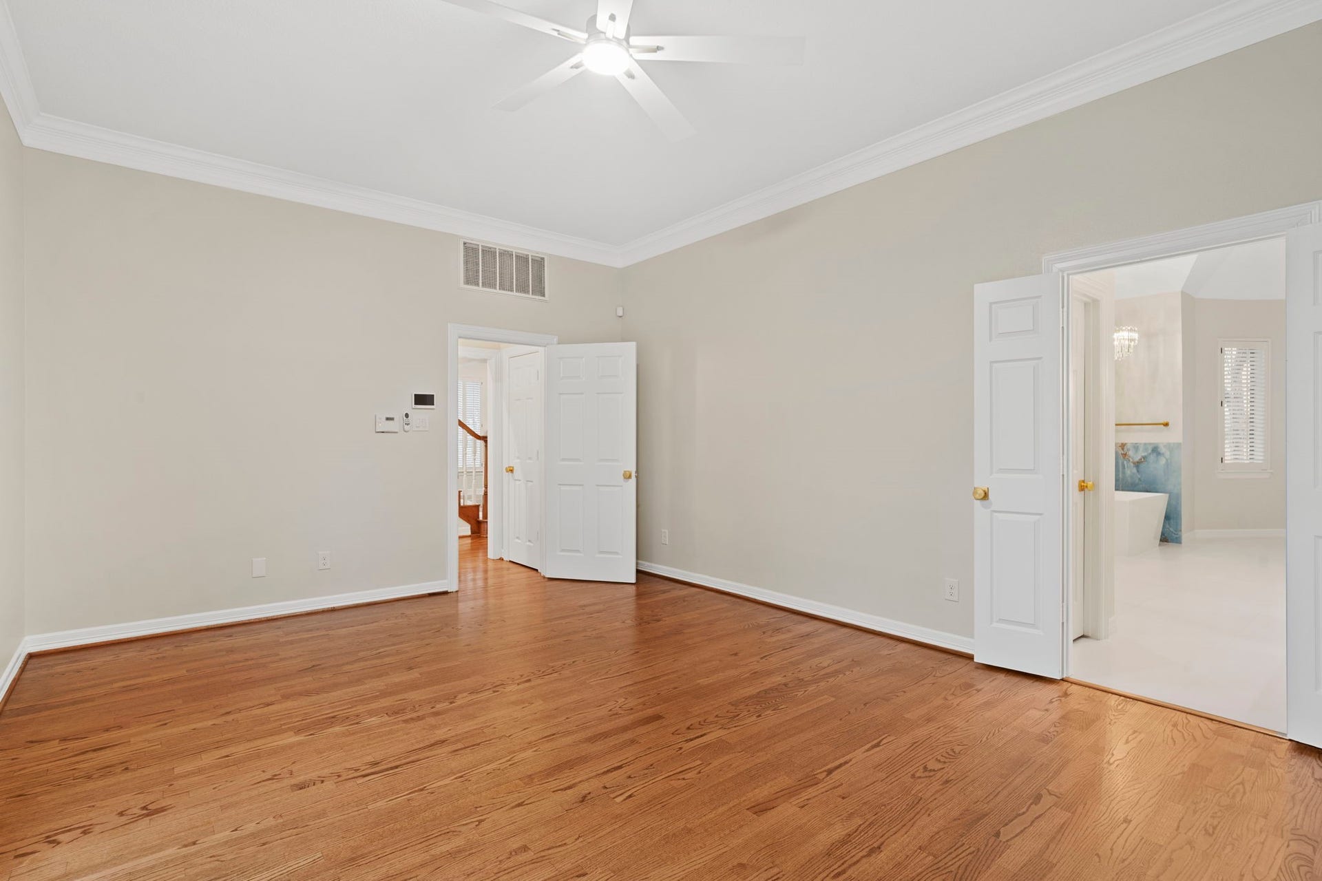 7322 Greatwood Lake Drive, Sugar Land, TX 77479 1st Floor Primary Bedroom retreat