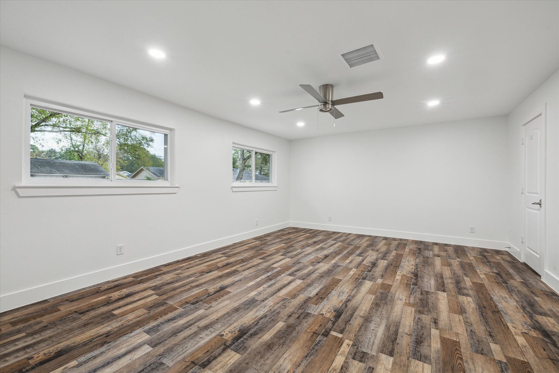 6103 Kuldell Drive, Houston, TX 77074