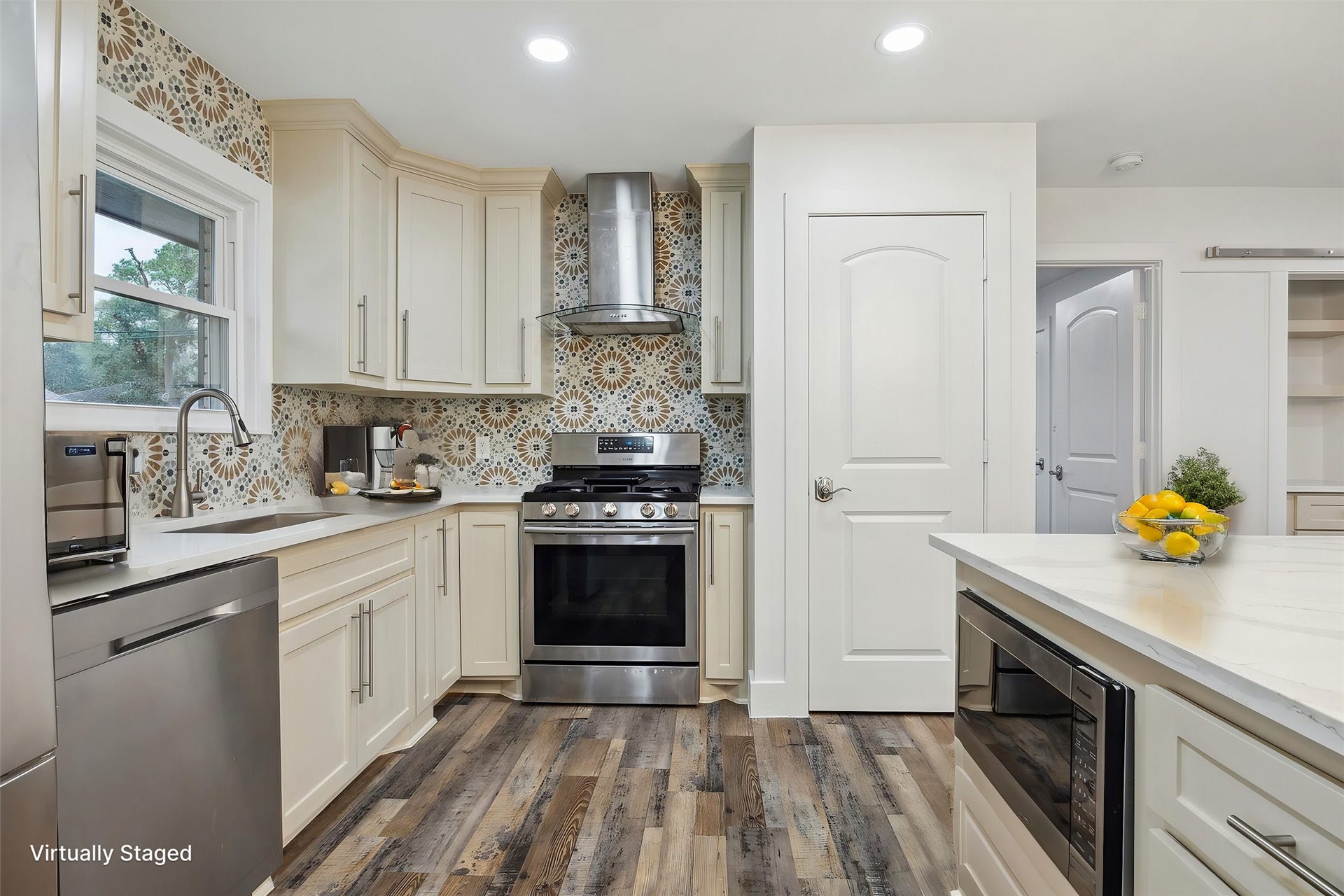 6103 Kuldell Drive, Houston, TX 77074