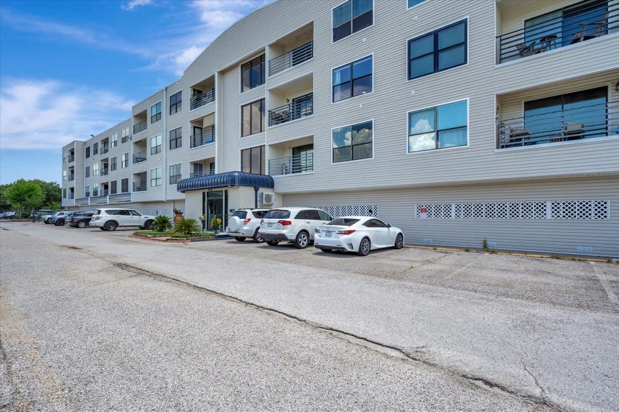 Property photo for 793 Davis Road, #112, League City, TX
