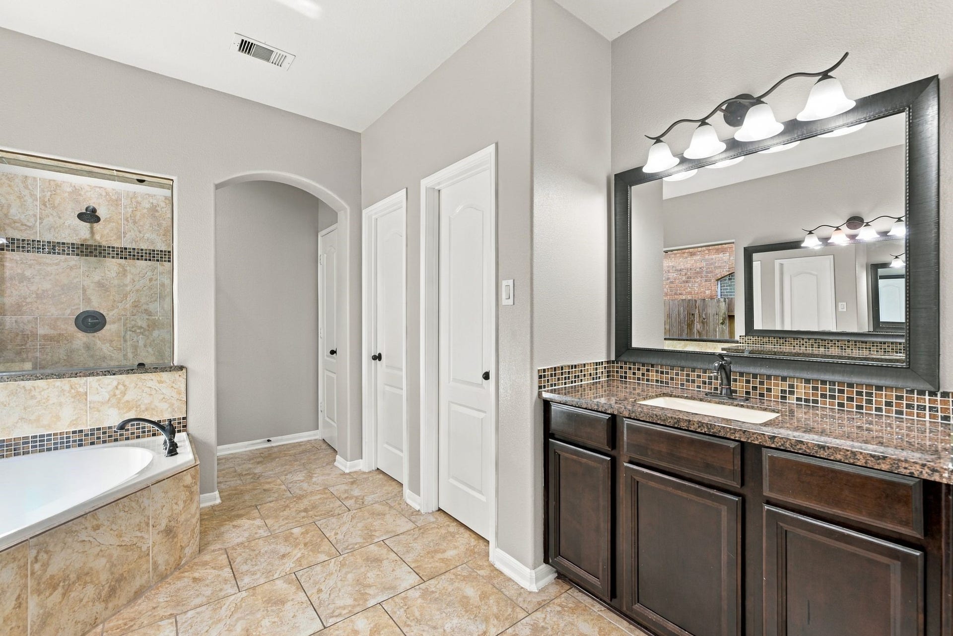 13102 Spear Trail Court, Rosharon, TX 77583 13102 Spear Trail Court, Rosharon, TX 77583
