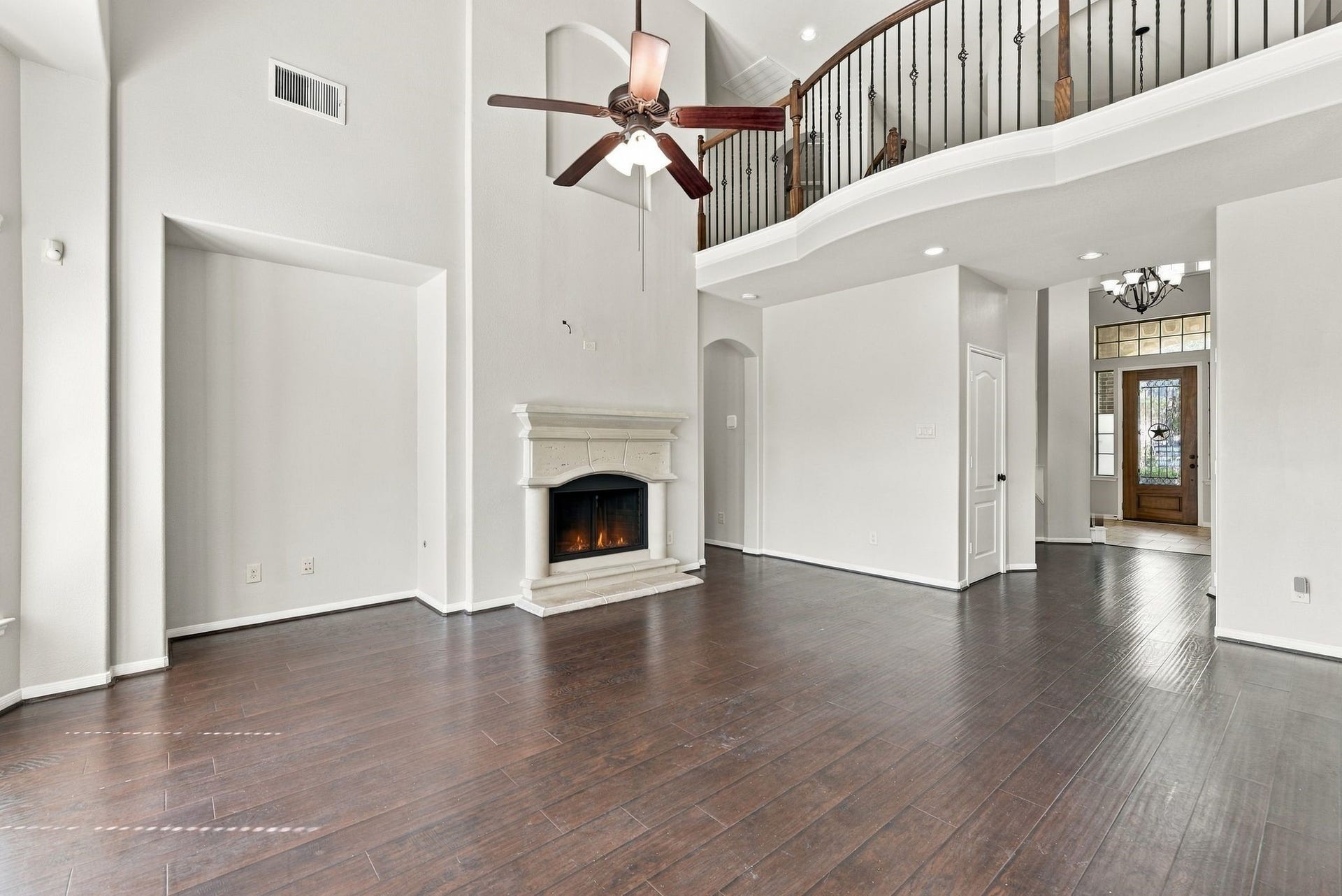 13102 Spear Trail Court, Rosharon, TX 77583 13102 Spear Trail Court, Rosharon, TX 77583