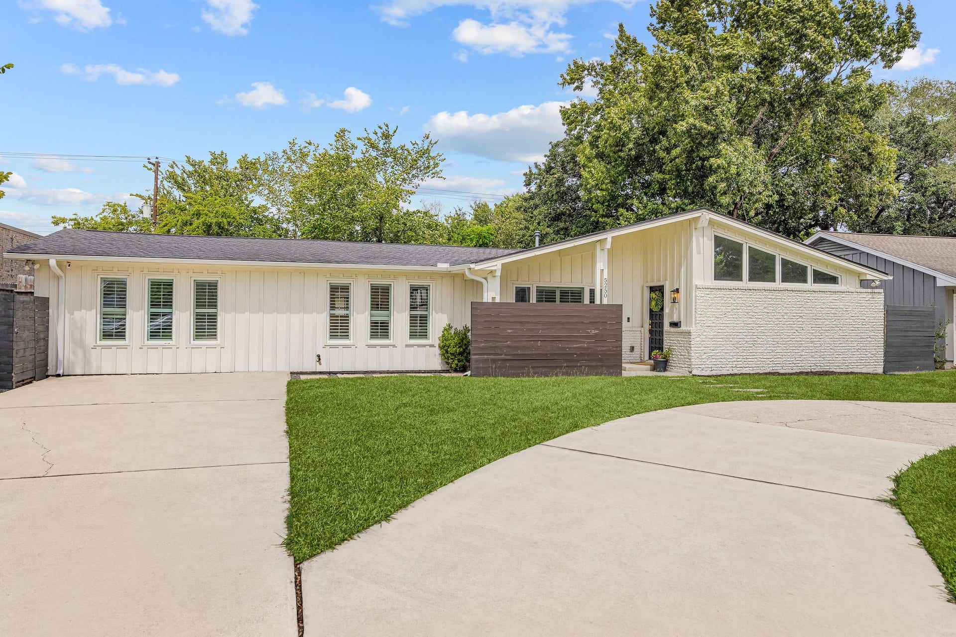 5250 Beechnut Street, Houston, TX 77096 Welcome to 5250 Beechnut Street