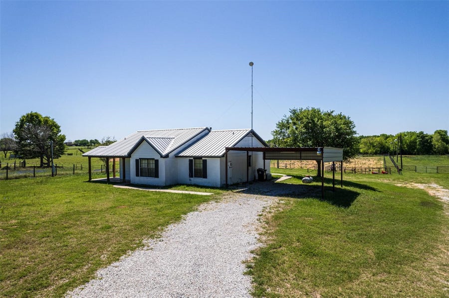 Property photo for 15534 Meadow Creek Road, Hockley, TX