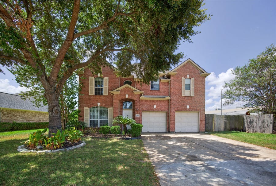 Property photo for 19919 Creek Bend Trail, Houston, TX