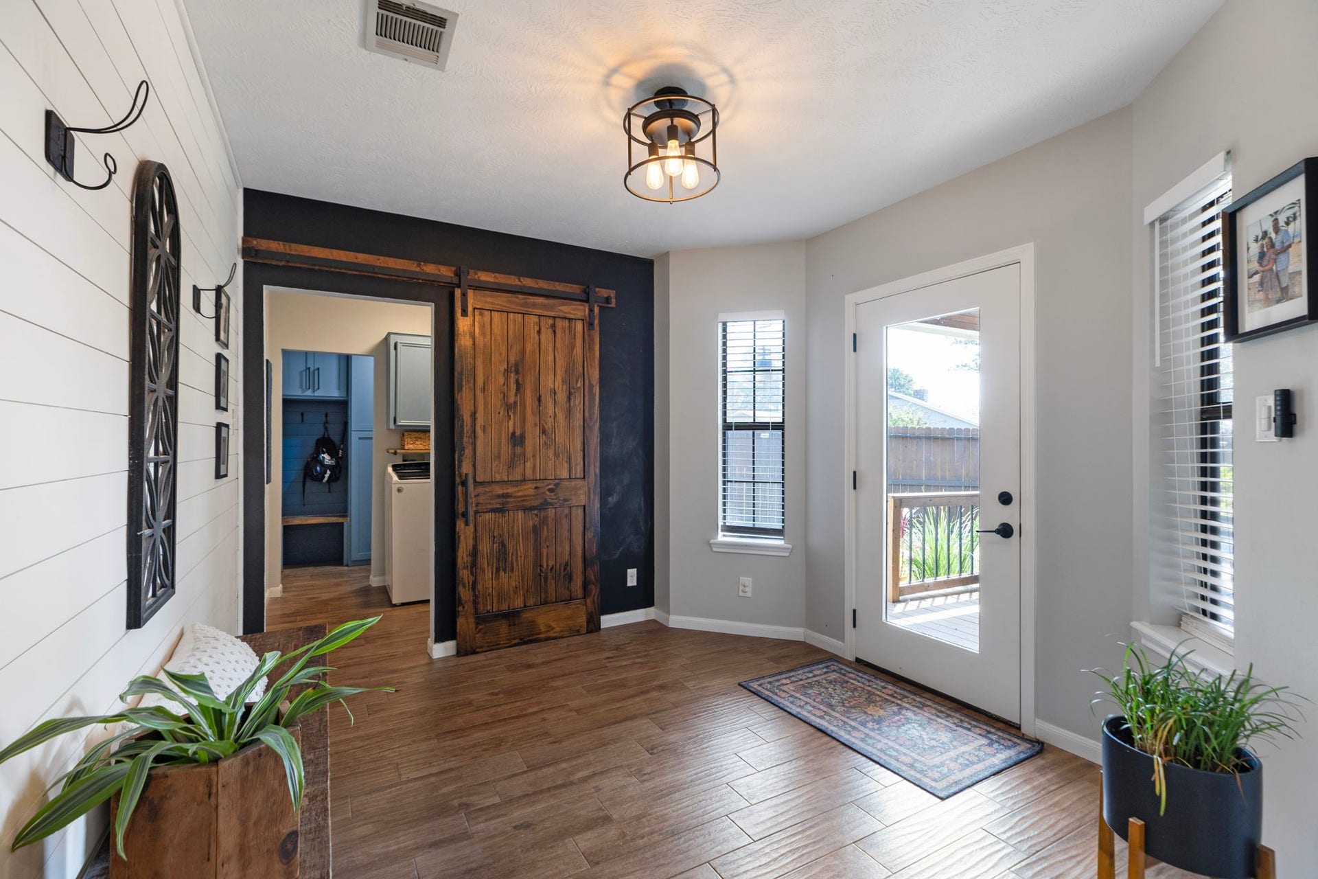 1207 Gail Drive, Pinehurst, TX 77362 1207 Gail Drive, Pinehurst, TX 77362