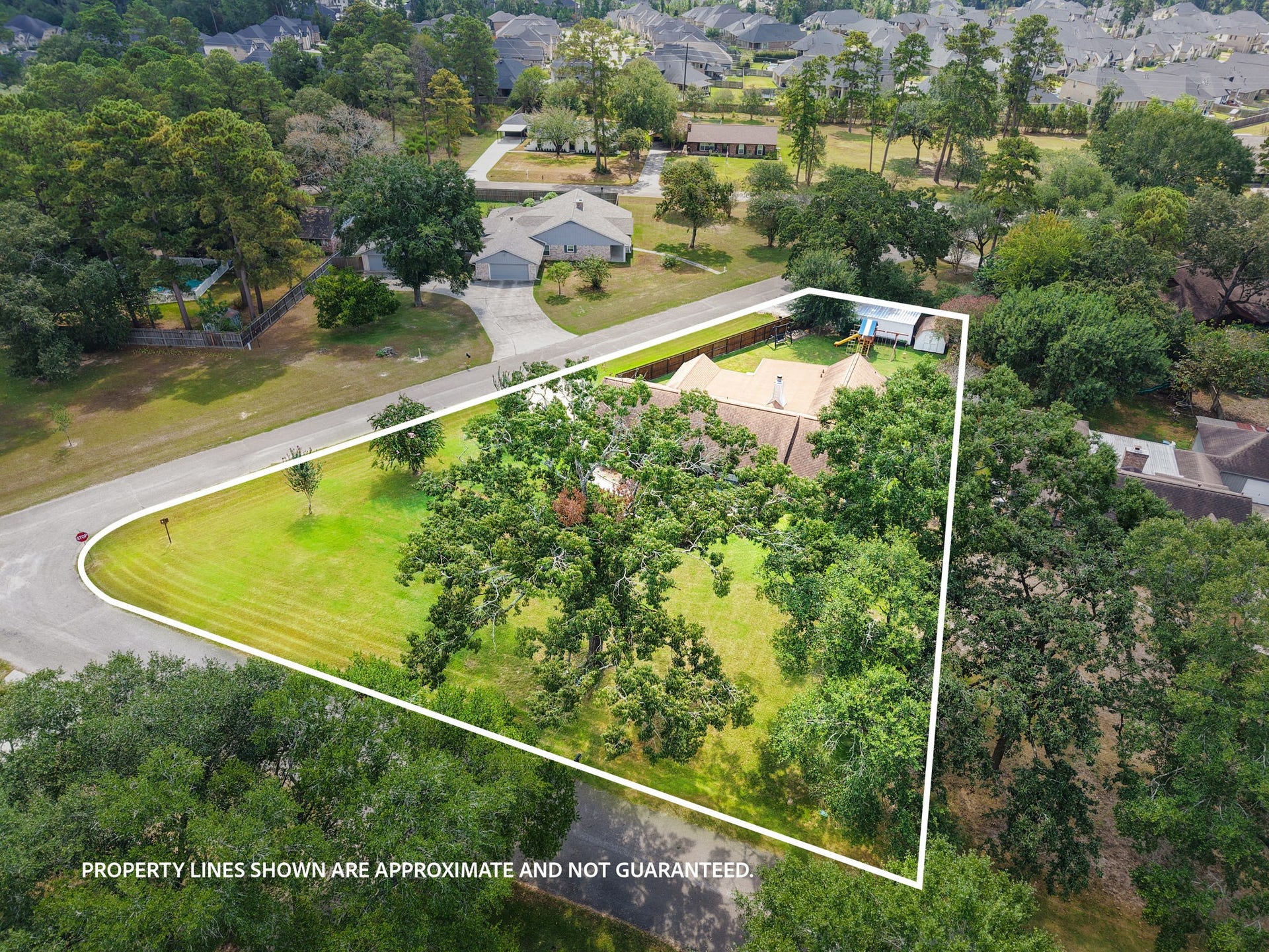 1207 Gail Drive, Pinehurst, TX 77362 1207 Gail Drive, Pinehurst, TX 77362