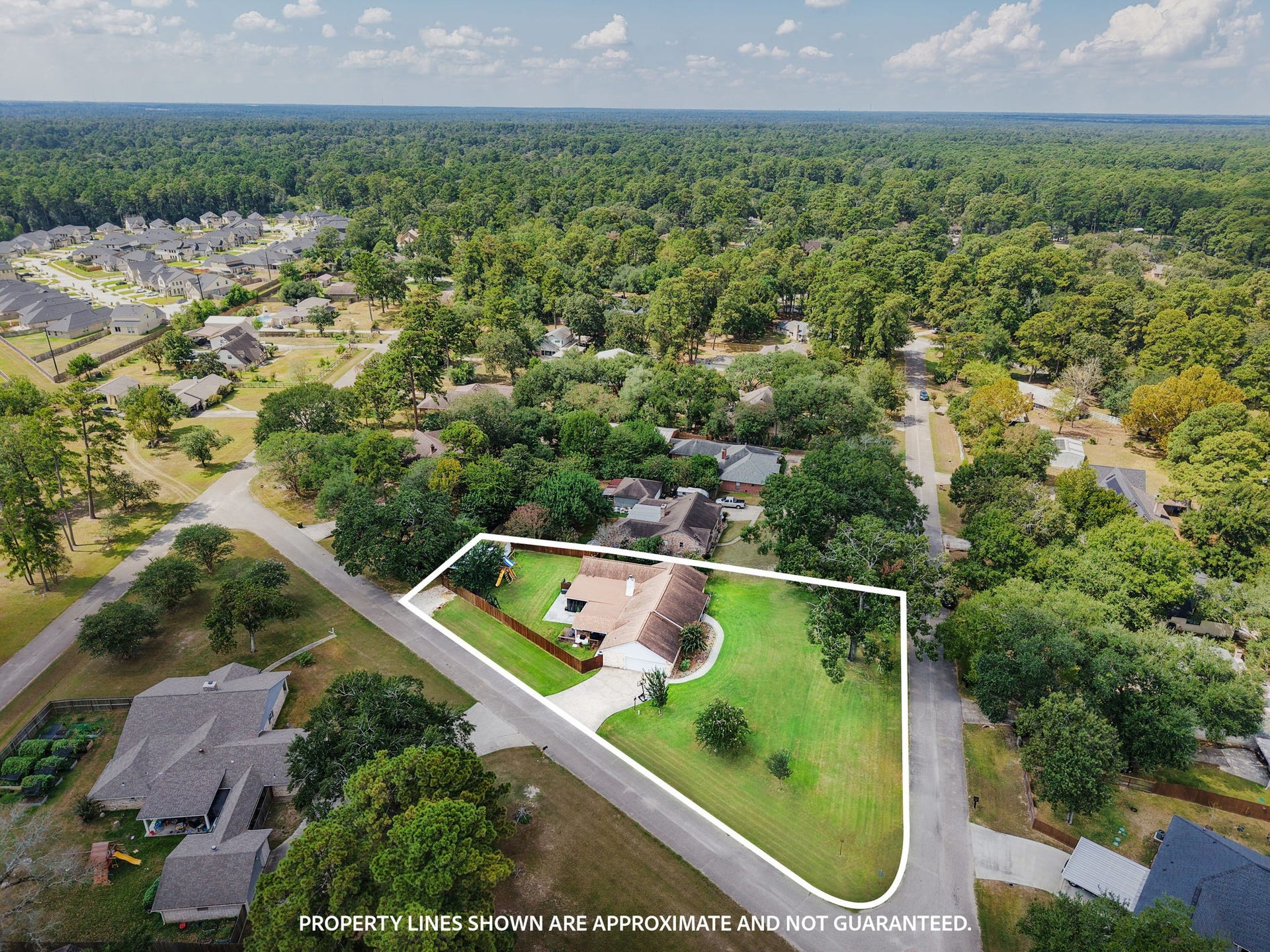 1207 Gail Drive, Pinehurst, TX 77362 1207 Gail Drive, Pinehurst, TX 77362