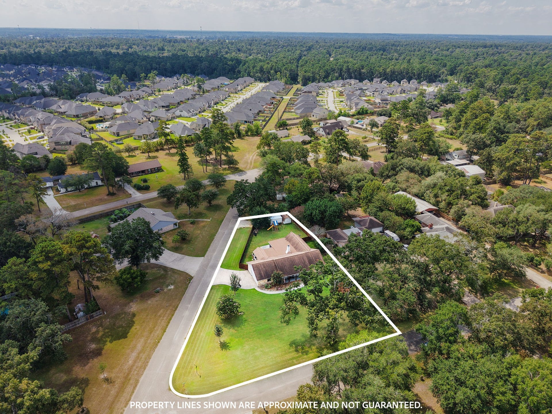 1207 Gail Drive, Pinehurst, TX 77362 1207 Gail Drive, Pinehurst, TX 77362