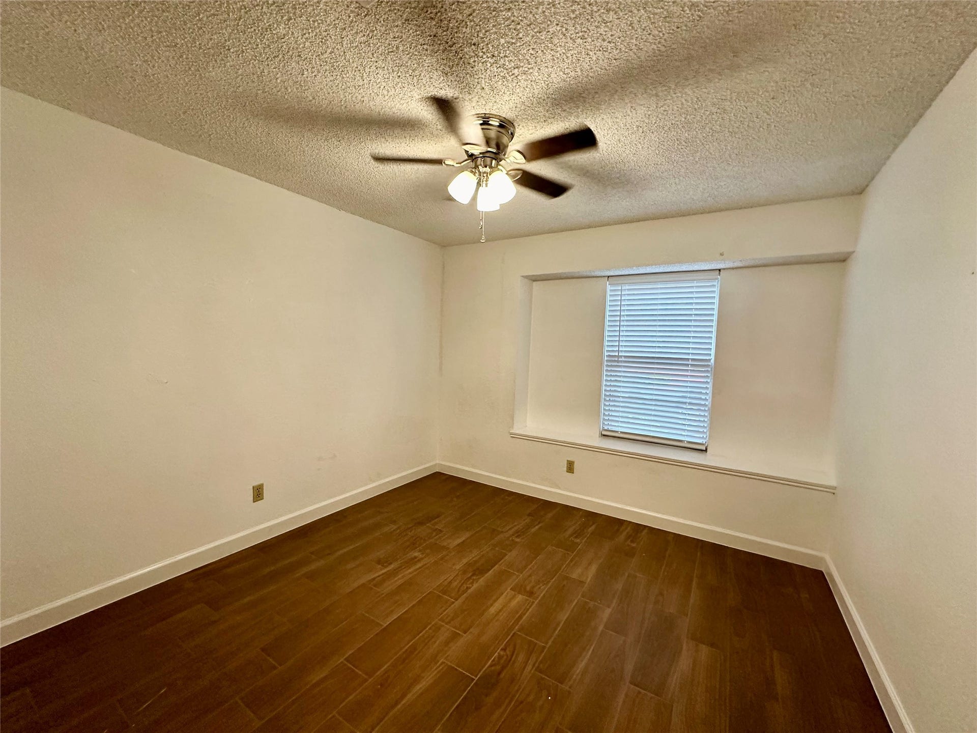 16218 Cavendish Drive, Houston, TX 77059