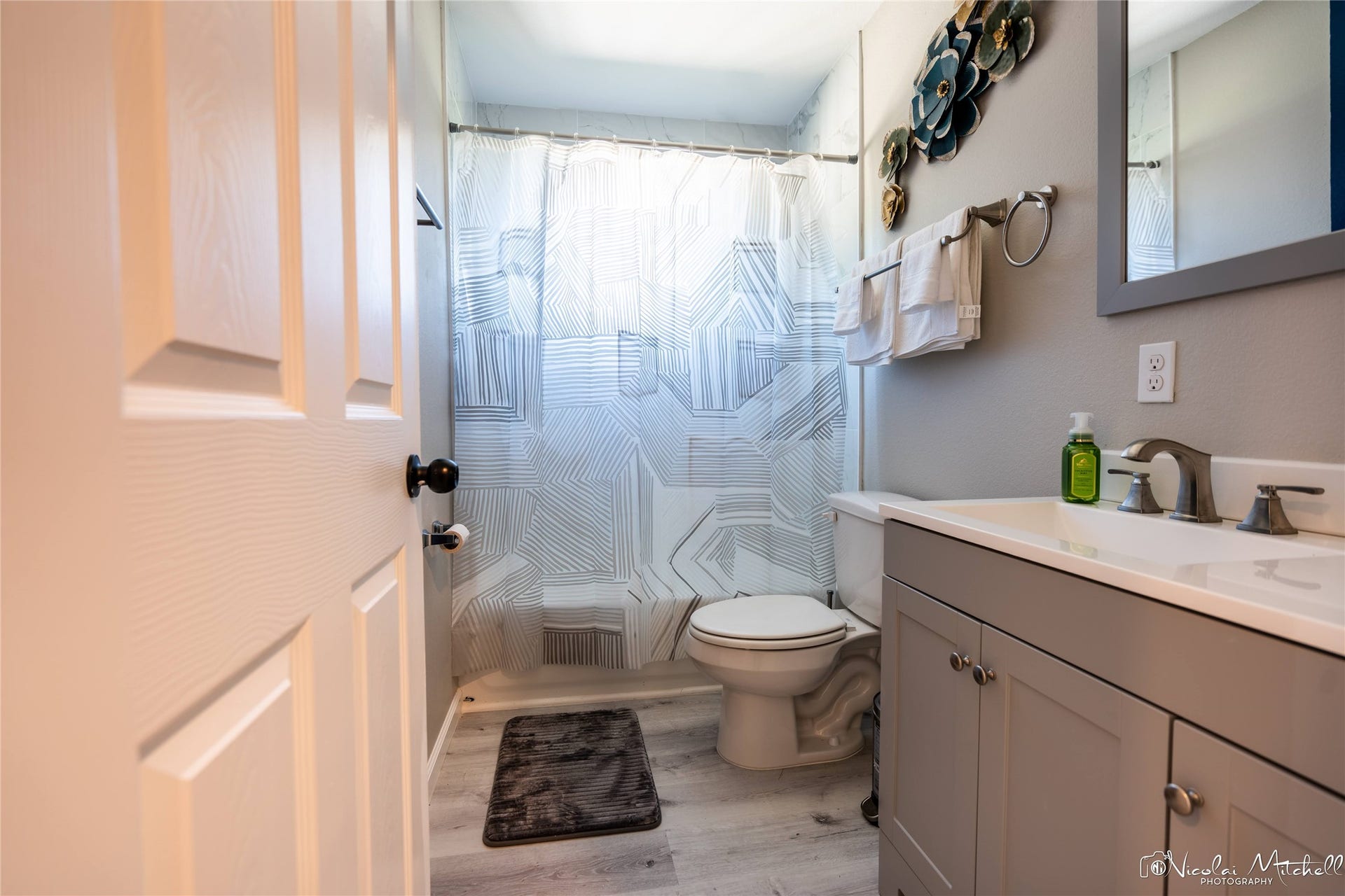 1105 Robert Street, Baytown, TX 77521 1105 Robert Street, Baytown, TX 77521