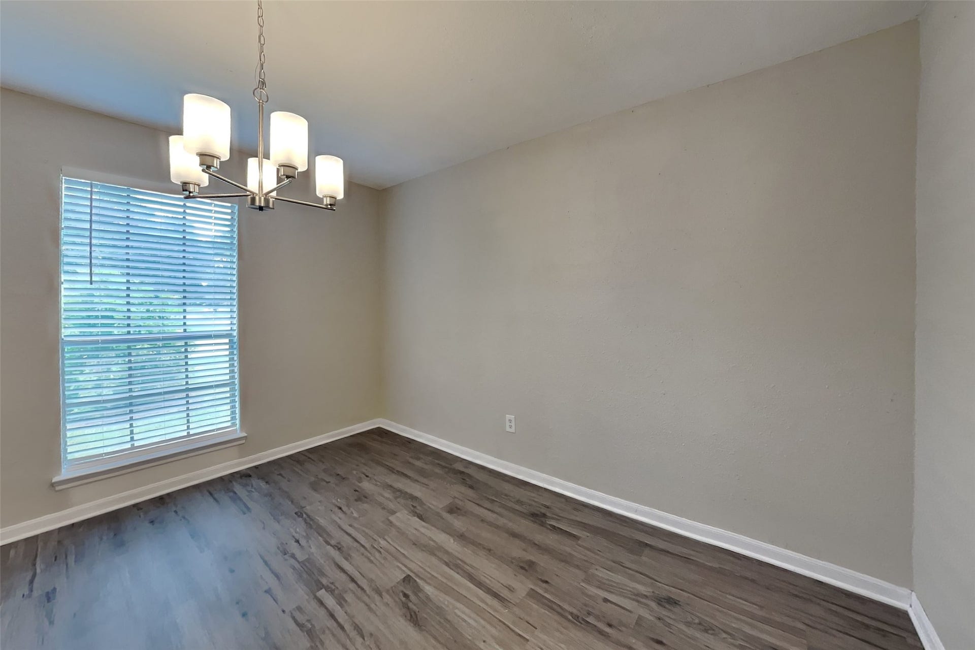 3126 Silver Springs Court, Missouri City, TX 77459 3126 Silver Springs Court, Missouri City, TX 77459