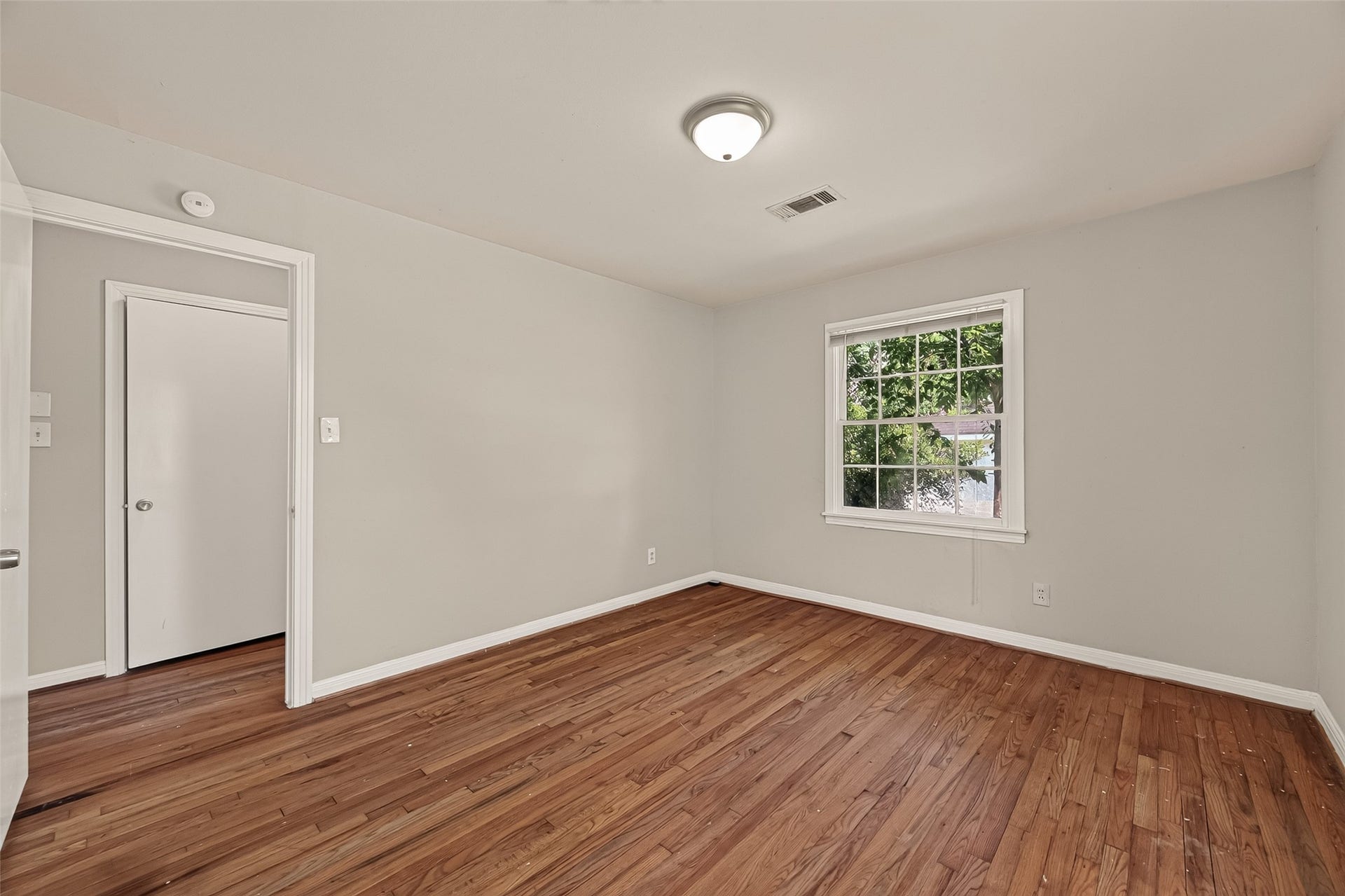 8022 White Avenue, Hitchcock, TX 77563 8022 White Avenue, Hitchcock, TX 77563