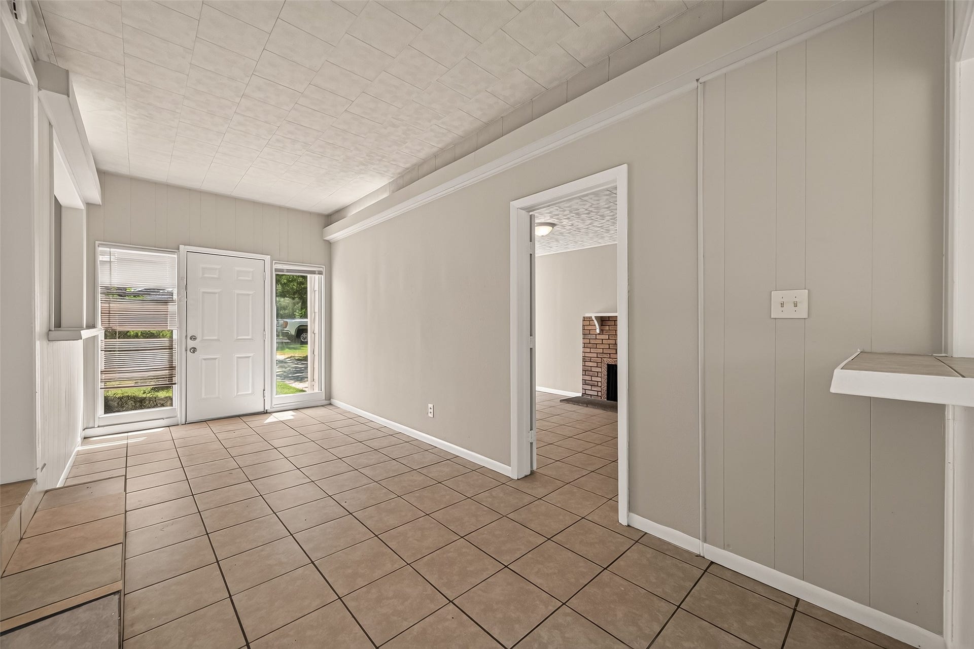 8022 White Avenue, Hitchcock, TX 77563 8022 White Avenue, Hitchcock, TX 77563