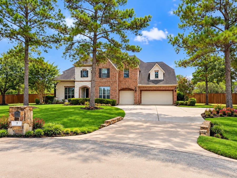 Property photo for 7 Compton Manor Drive, Spring, TX