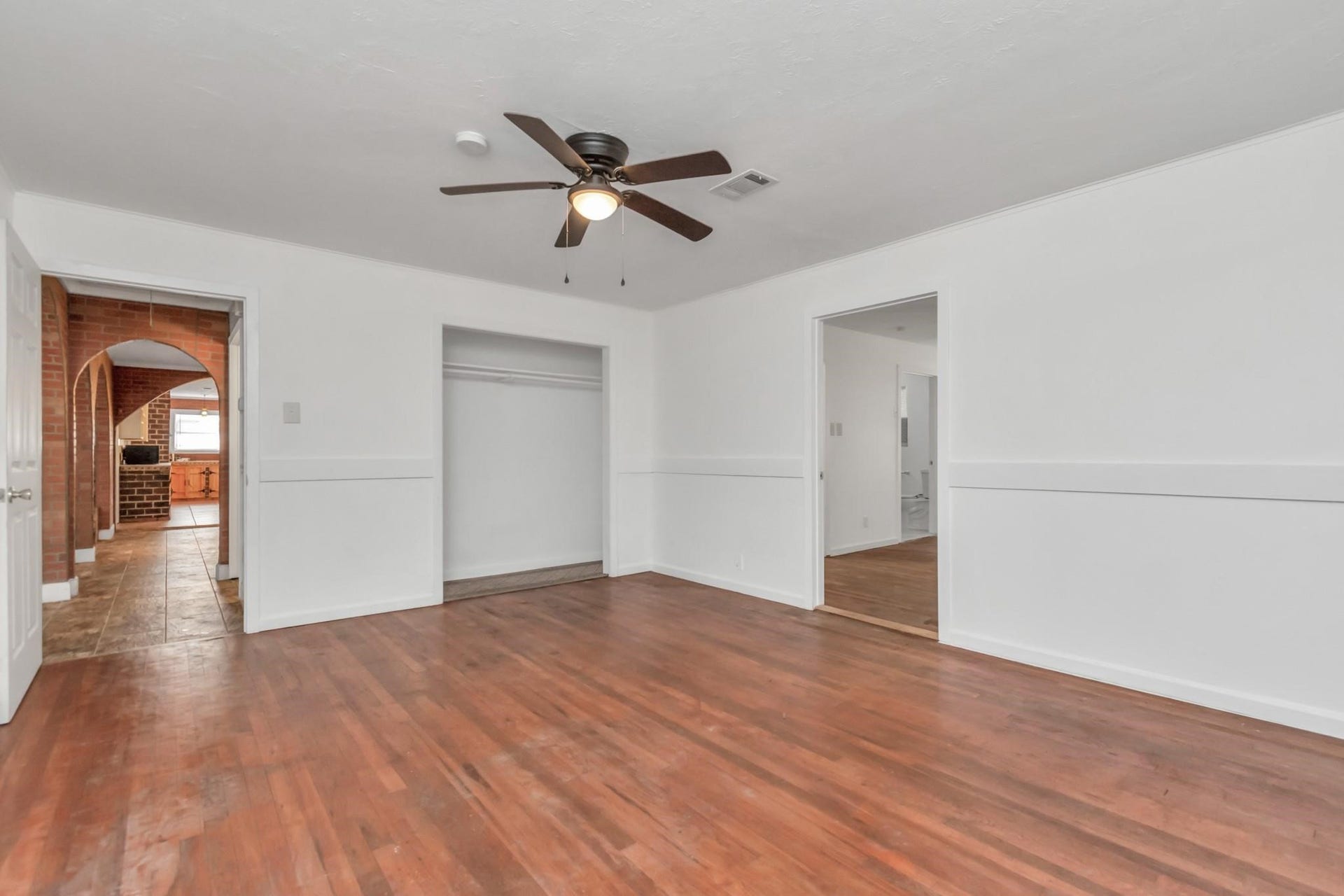 602 Everett Street, Conroe, TX 77301