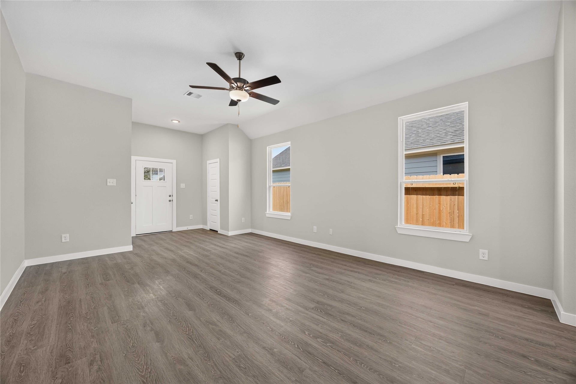 11931 Avian Avenue, Conroe, TX 77303