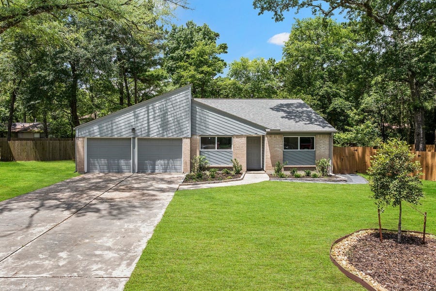 Property photo for 17 Oldstream Court, The Woodlands, TX