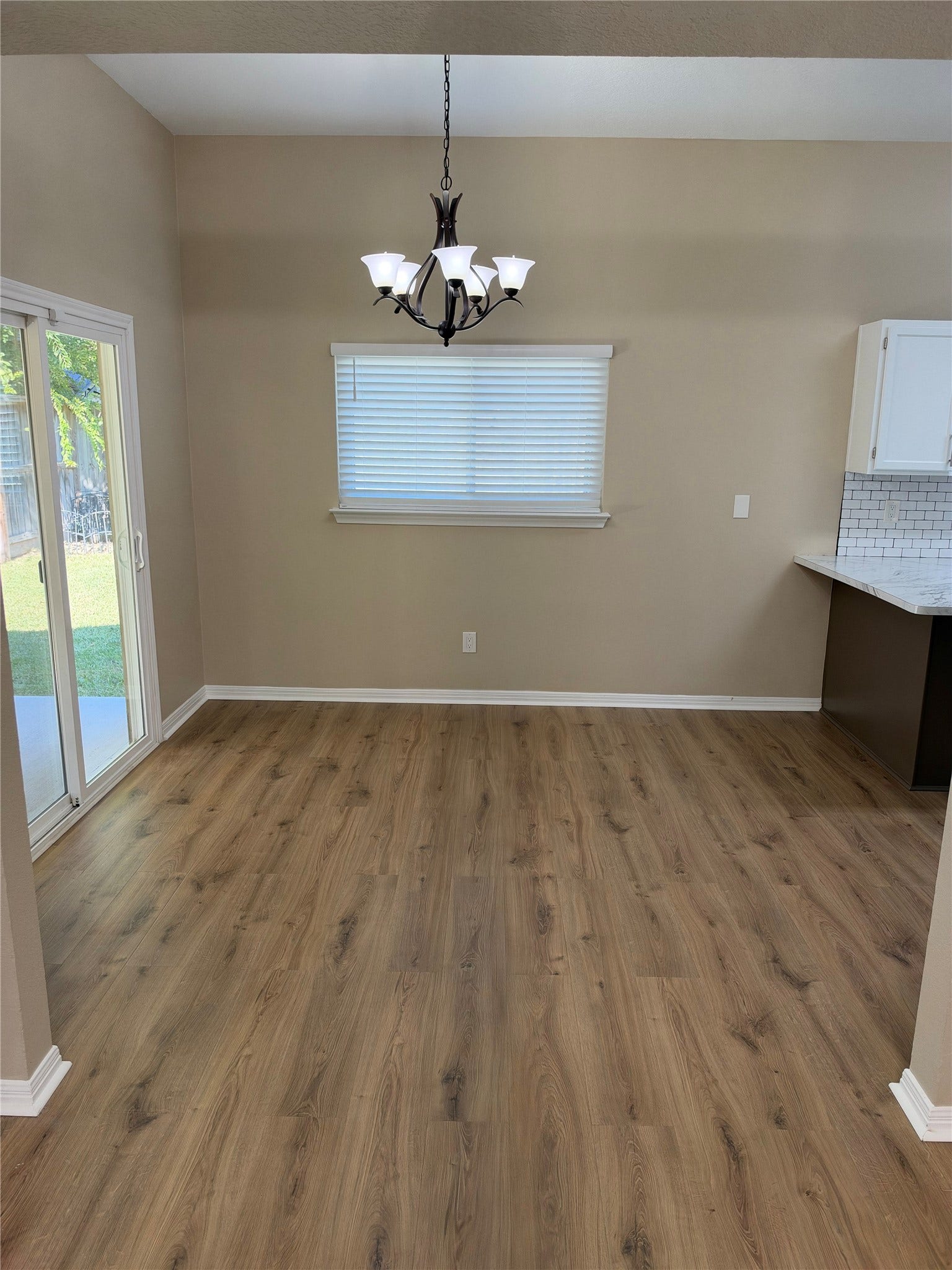 8118 Catalpa Street, Texas City, TX 77591 Dining Area