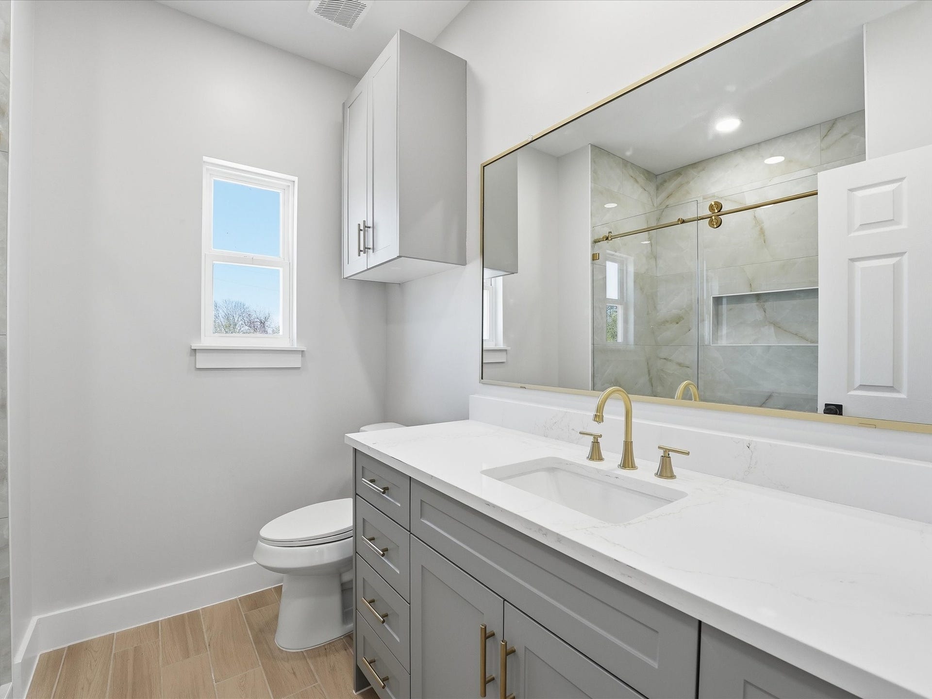 2306 Langley Road, Houston, TX 77093 2306 Langley Road, Houston, TX 77093