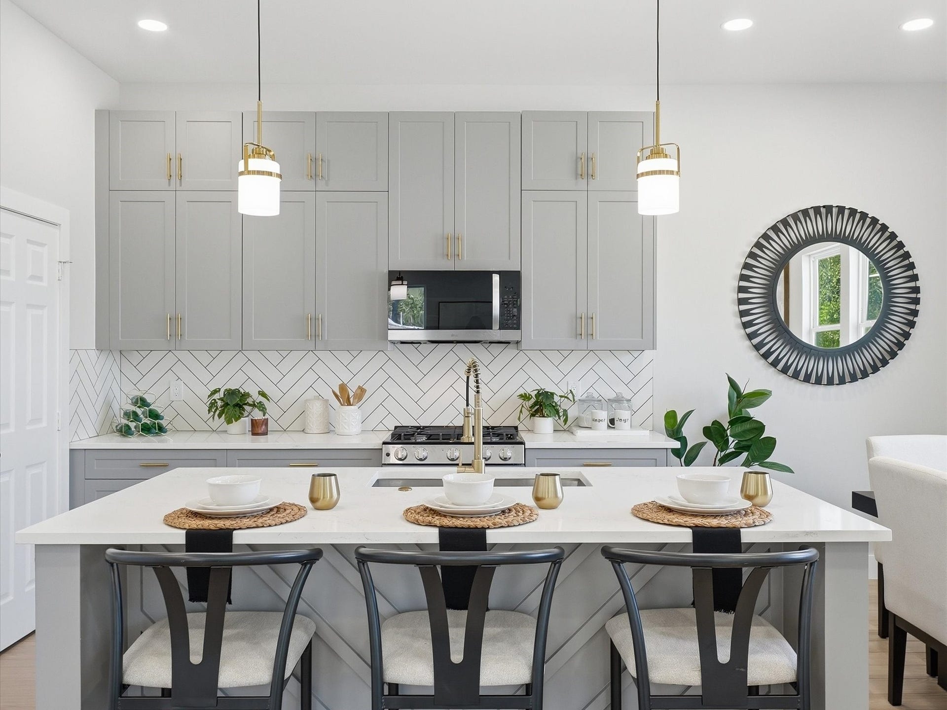 2306 Langley Road, Houston, TX 77093 2306 Langley Road, Houston, TX 77093