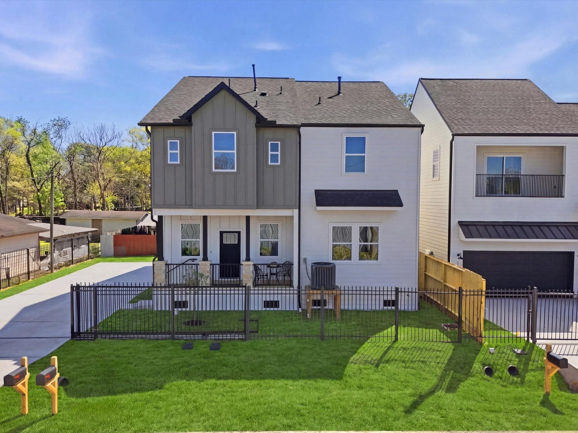 2306 Langley Road, Houston, TX 77093 Beautiful Duplex with Gated Entry and Plenty of Resident Parking