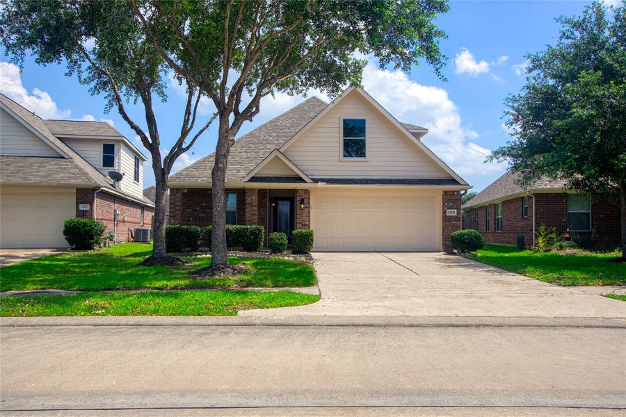 Property photo for 22439 Stamford Brook Court, Katy, TX