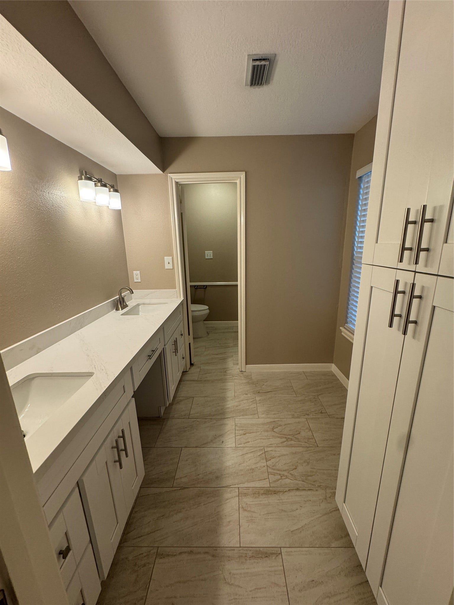 5310 Bryanhurst Lane, Spring, TX 77379 Primary Bathroom