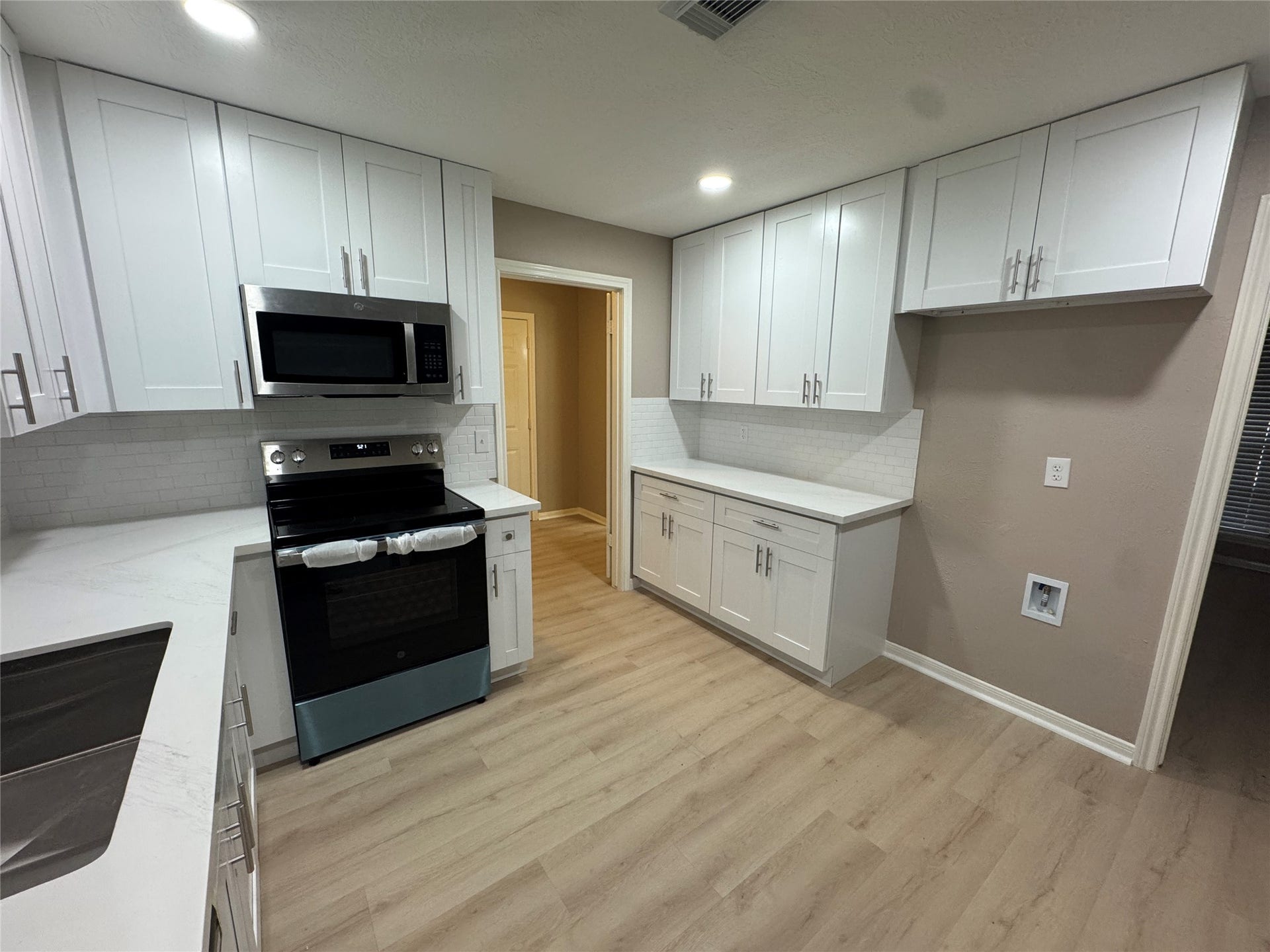 5310 Bryanhurst Lane, Spring, TX 77379 Large Kitchen with All New Appliances.