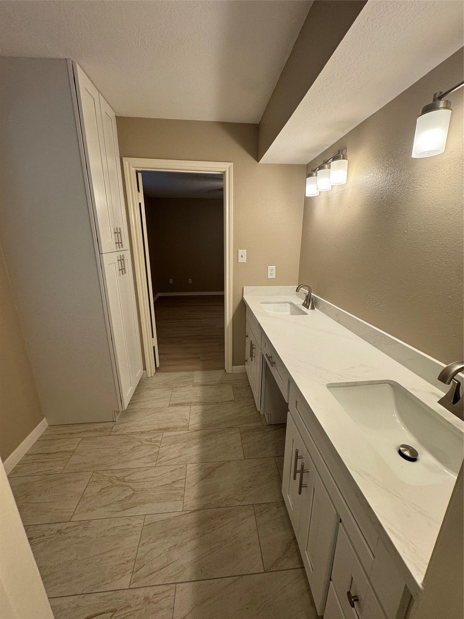 5310 Bryanhurst Lane, Spring, TX 77379 Primary Bathroom