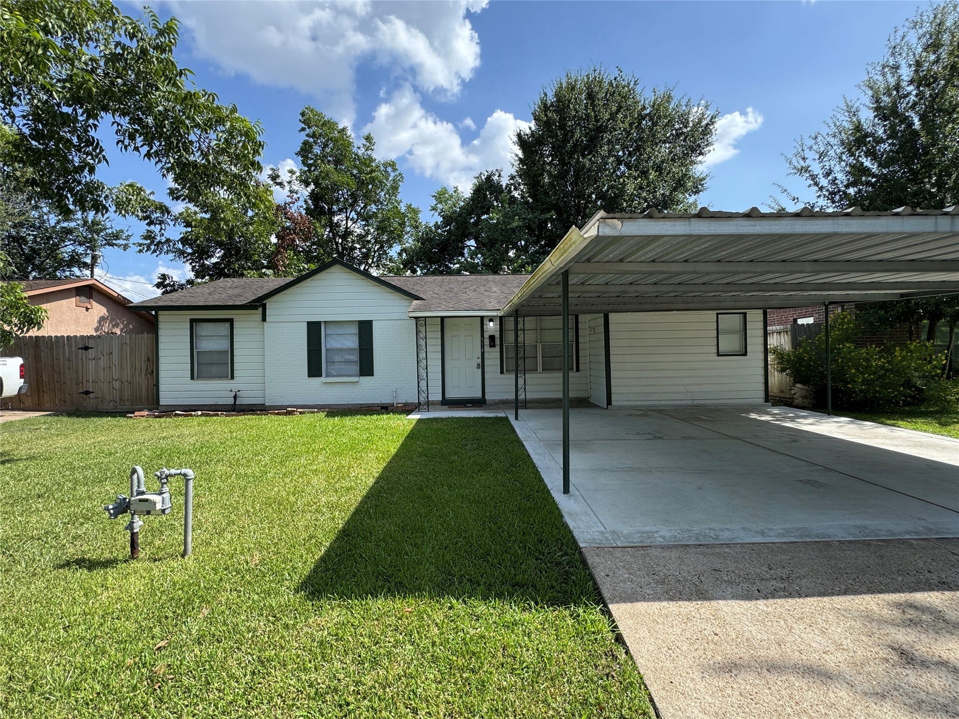 514 Bertloma Street, Pasadena, TX 77502