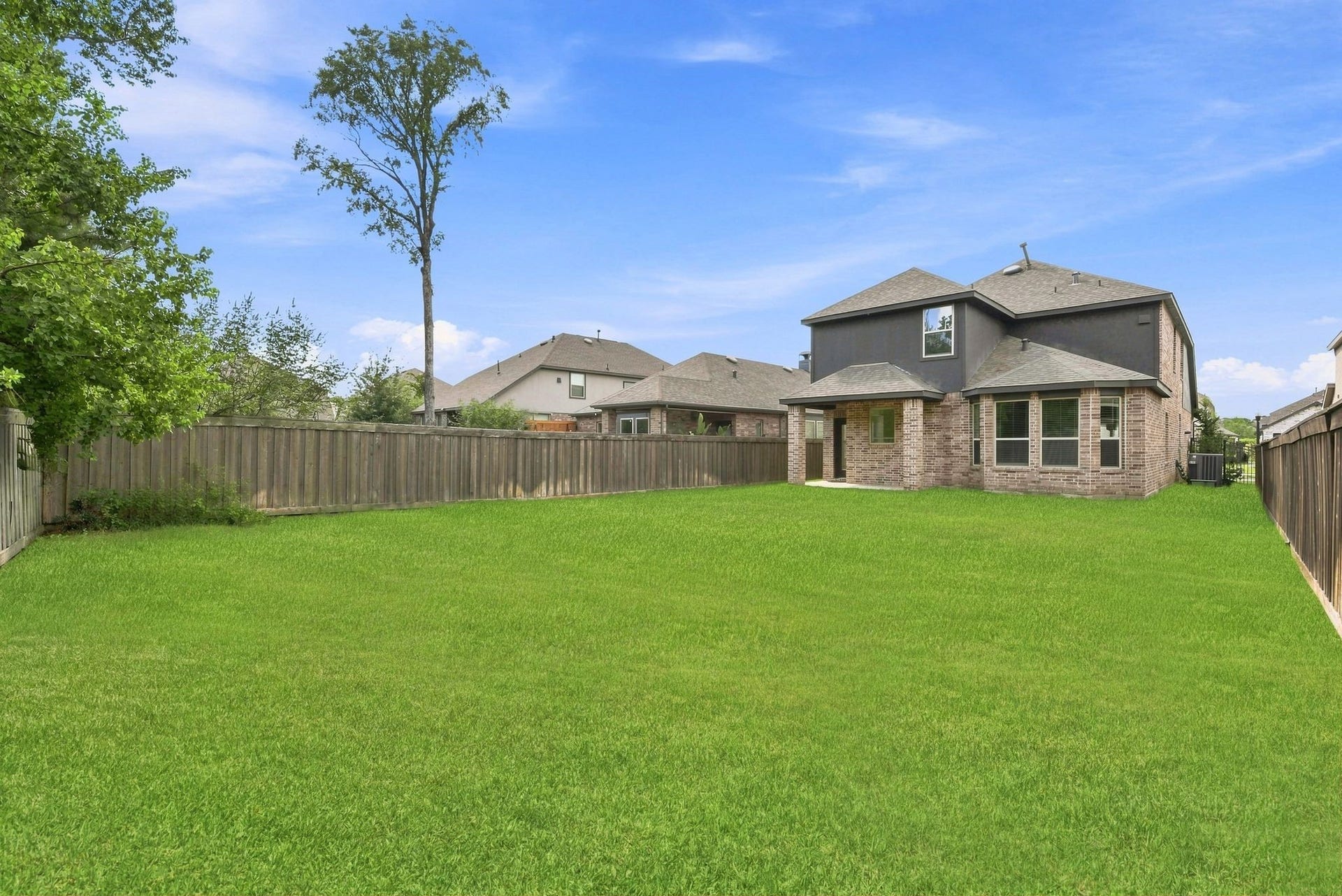 8017 Whisper Grove Drive, Magnolia, TX 77354 8017 Whisper Grove Drive, Magnolia, TX 77354