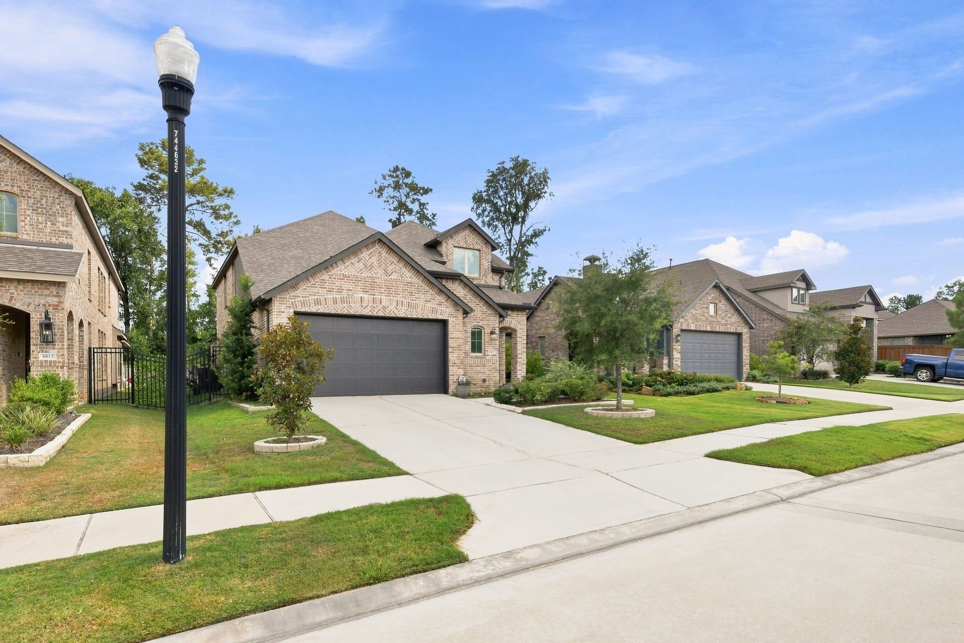 8017 Whisper Grove Drive, Magnolia, TX 77354 8017 Whisper Grove Drive, Magnolia, TX 77354