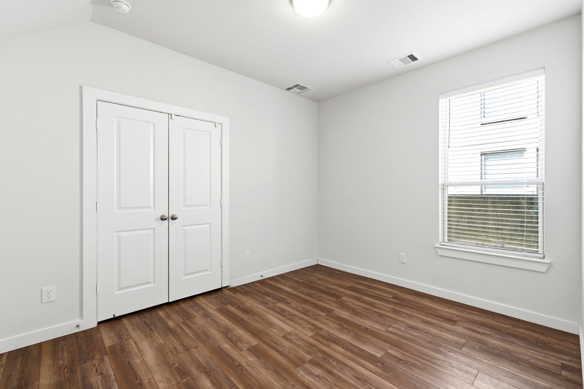 8017 Whisper Grove Drive, Magnolia, TX 77354 8017 Whisper Grove Drive, Magnolia, TX 77354