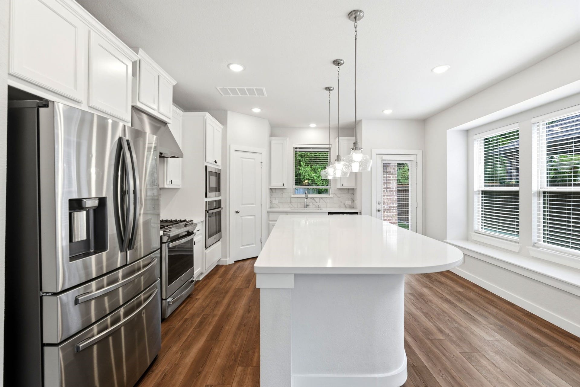8017 Whisper Grove Drive, Magnolia, TX 77354 8017 Whisper Grove Drive, Magnolia, TX 77354
