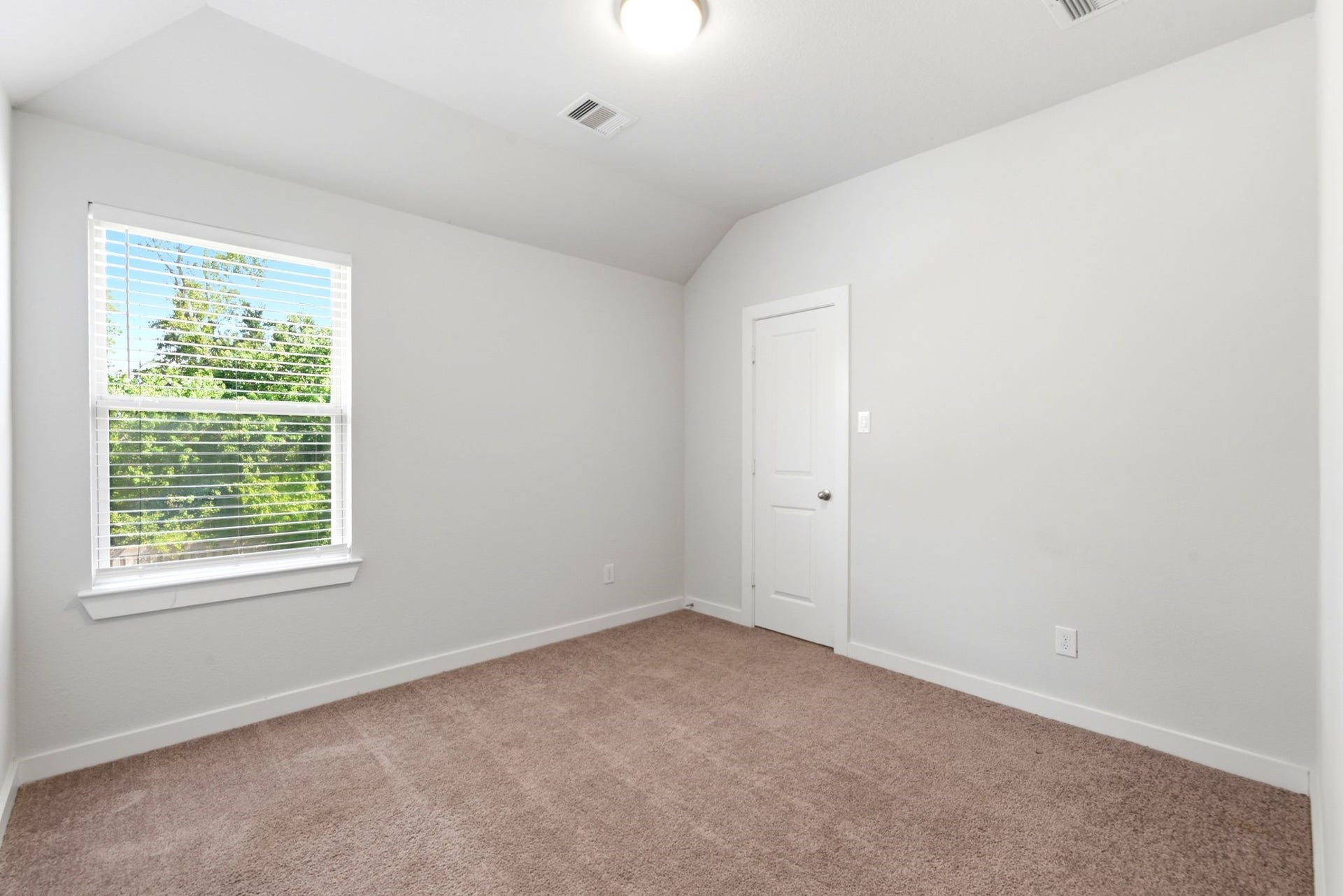 8017 Whisper Grove Drive, Magnolia, TX 77354 8017 Whisper Grove Drive, Magnolia, TX 77354